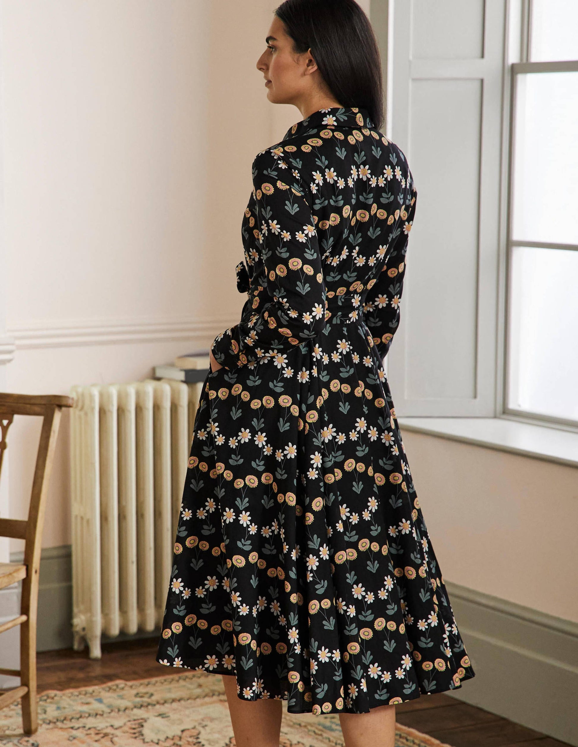 Kitty Midi Shirt Dress-Black, Delicate Daisy-3