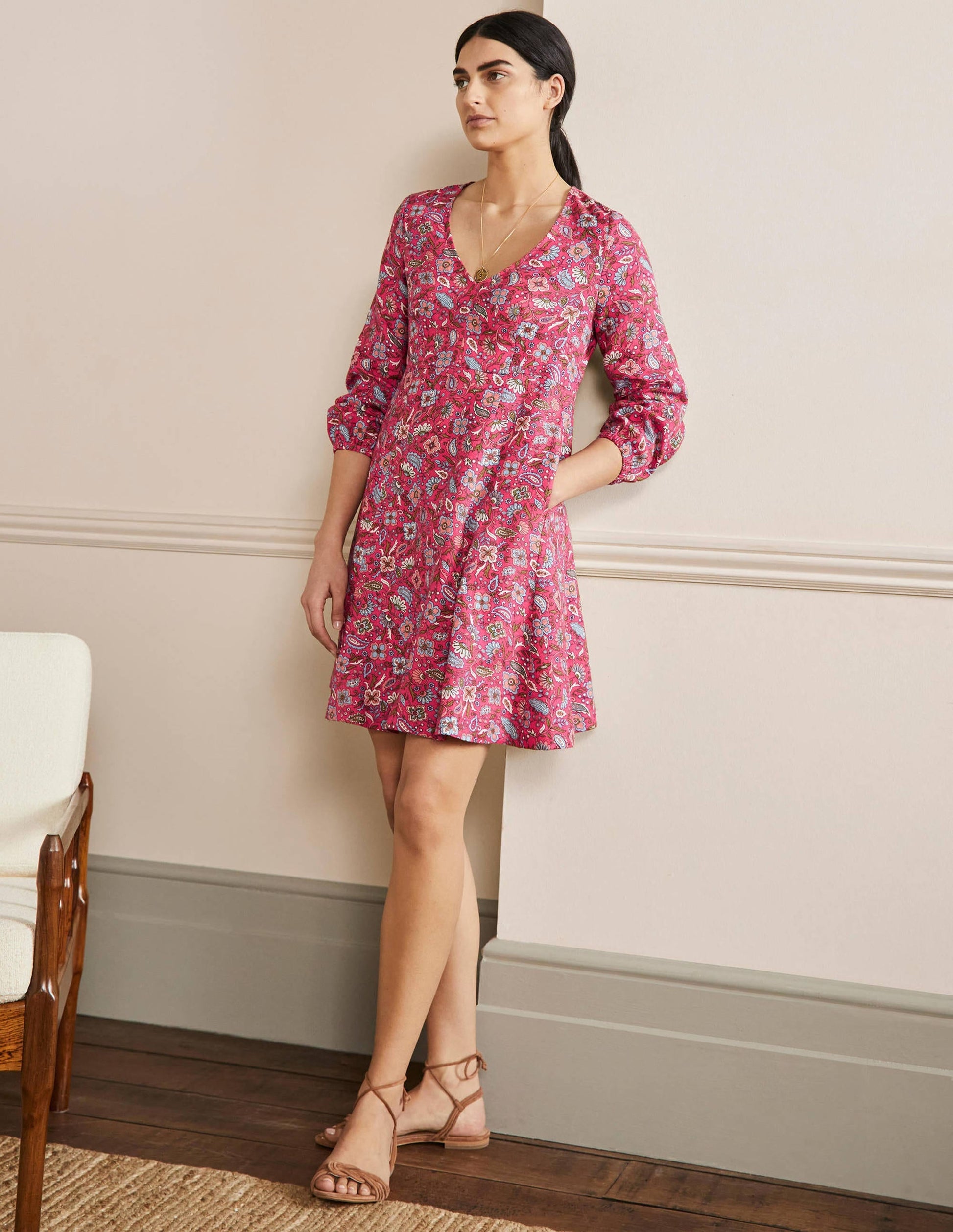 V-Neck Flippy Mini Dress-Radish, Oriental Paradise-4