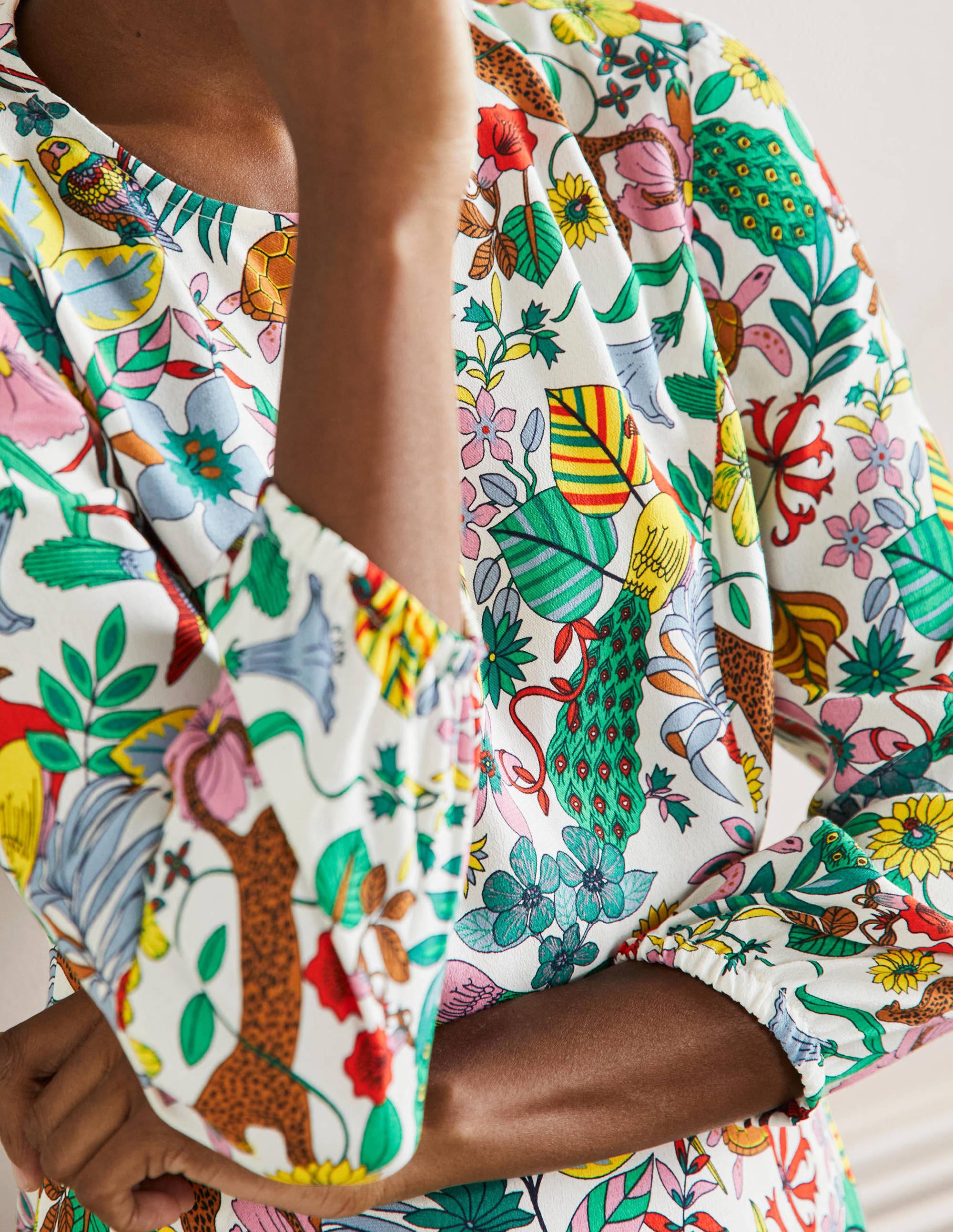Crew Neck Maxi Dress-Multi, Exotic Paradise - Image 6