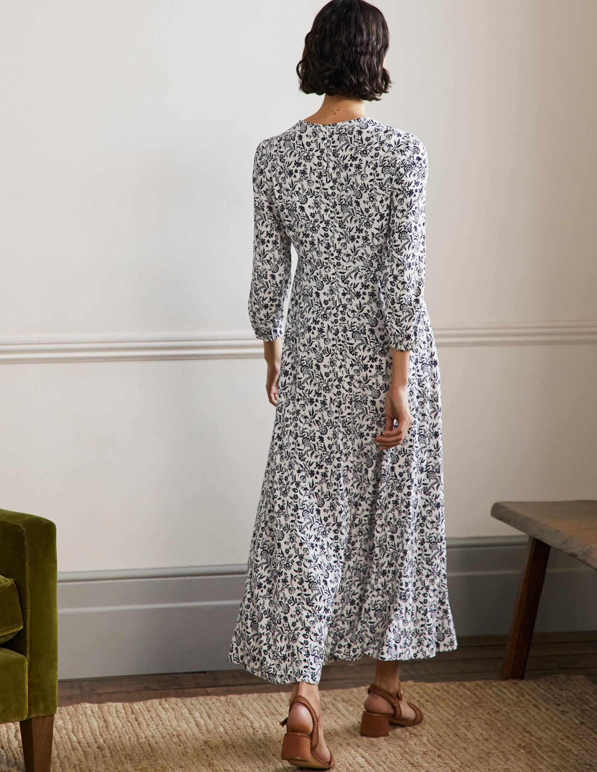 Crew Neck Maxi Dress-Navy, Flora Charm - Image 8