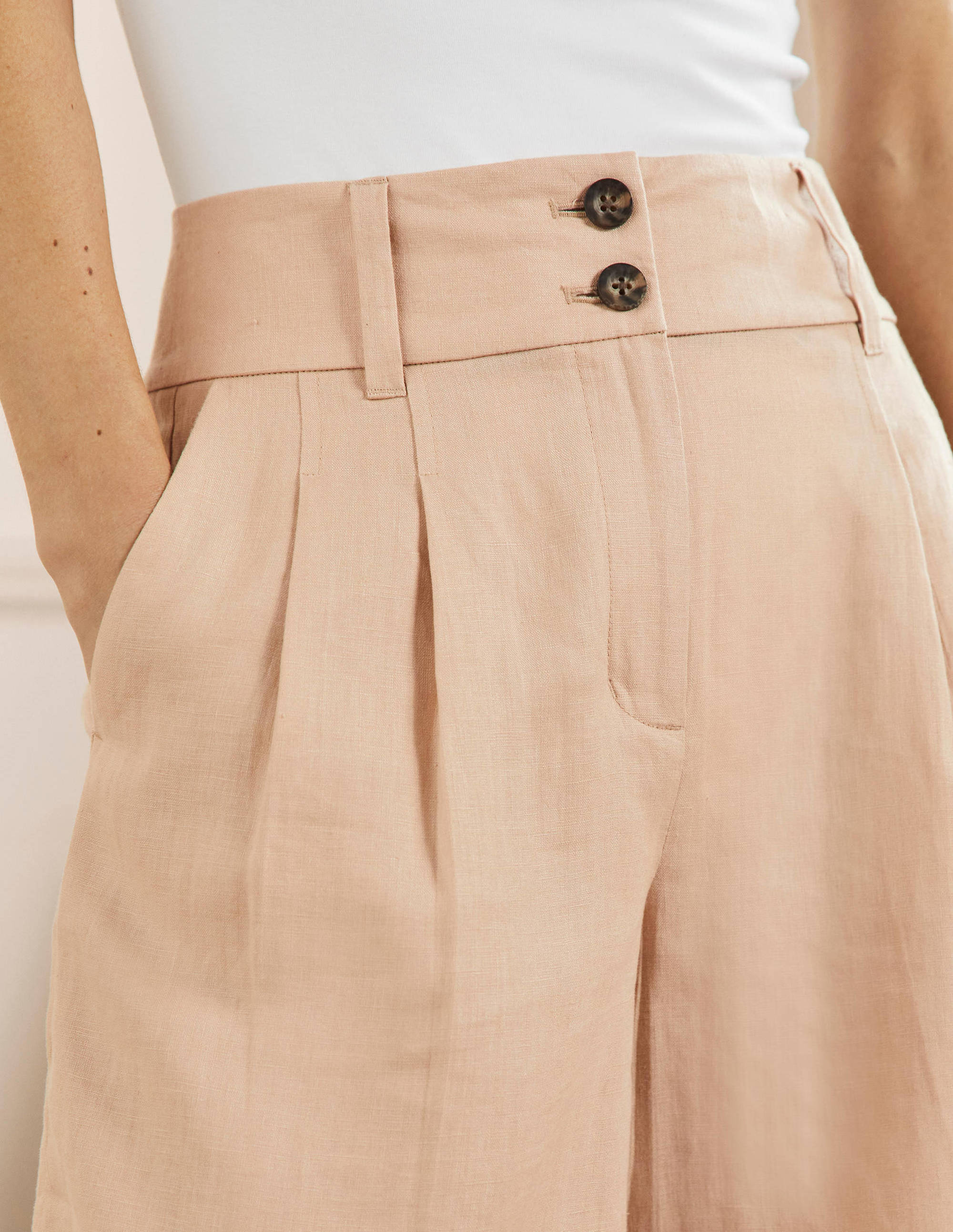 Linen Pleat Shorts-Frappe - Image 2