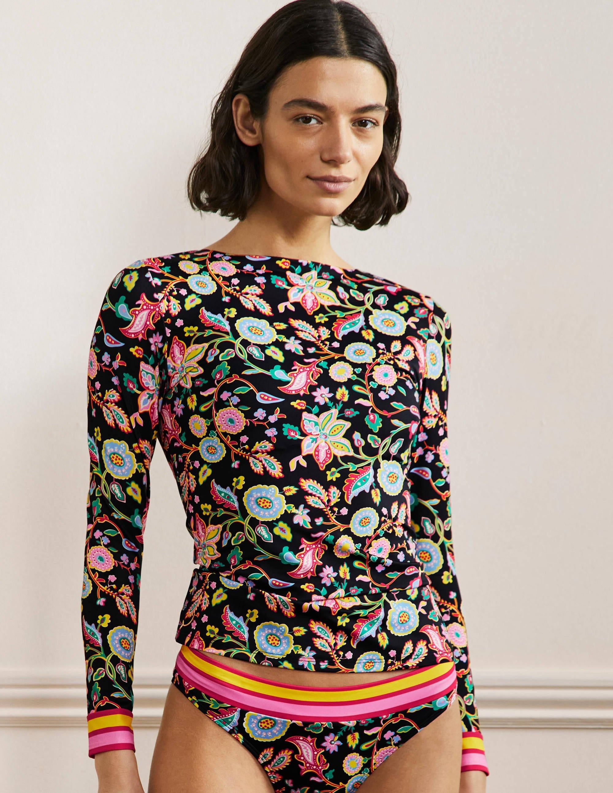 Long Sleeve Rash Guard-Nero, Opulent Paradise - Image 1