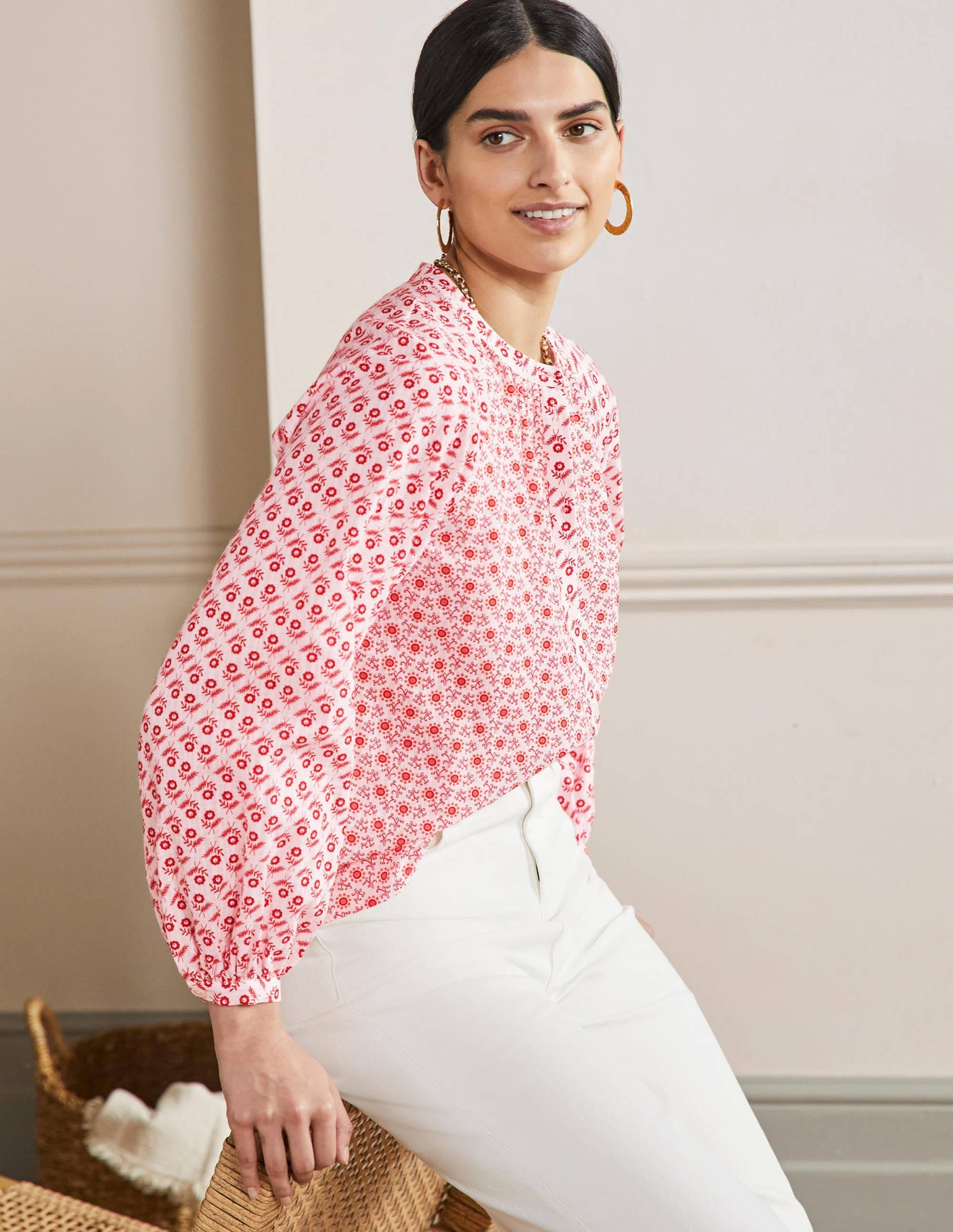 Full Sleeve Raglan Blouse-Ivory, Floret Geo - Image 4