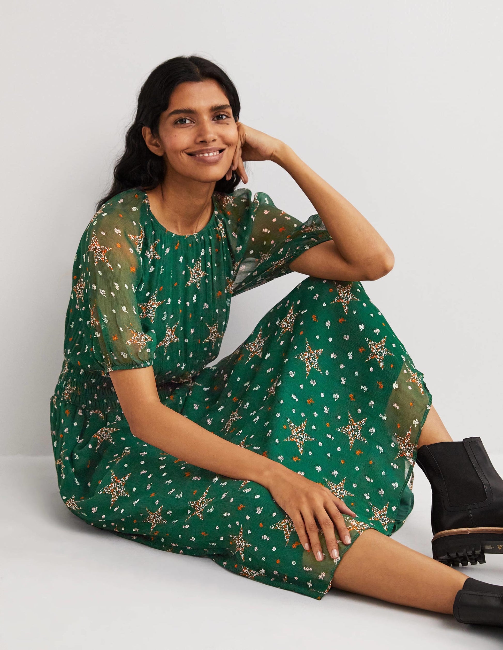 Deep Smocked Waist Midi Dress-Hunter Green, Star Floral-4
