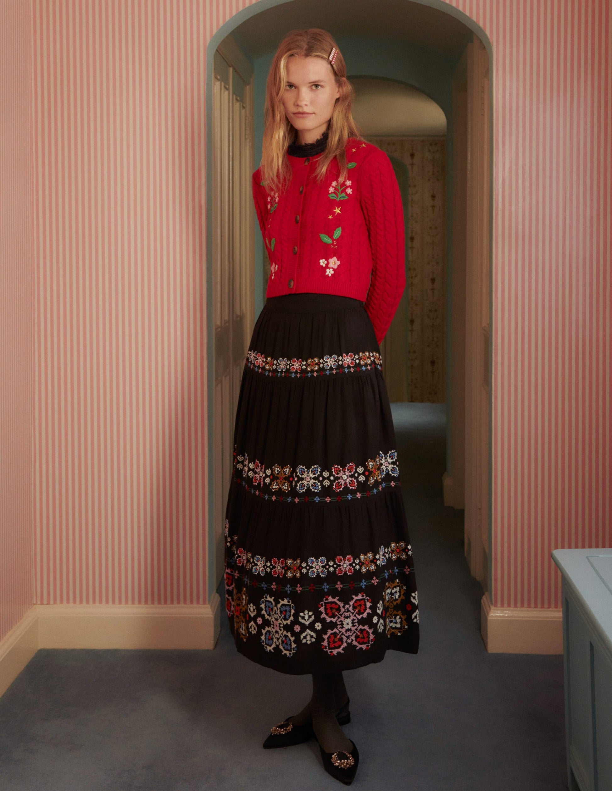 Embroidered Cropped Cardigan-Rockabilly Red Embroidery-6