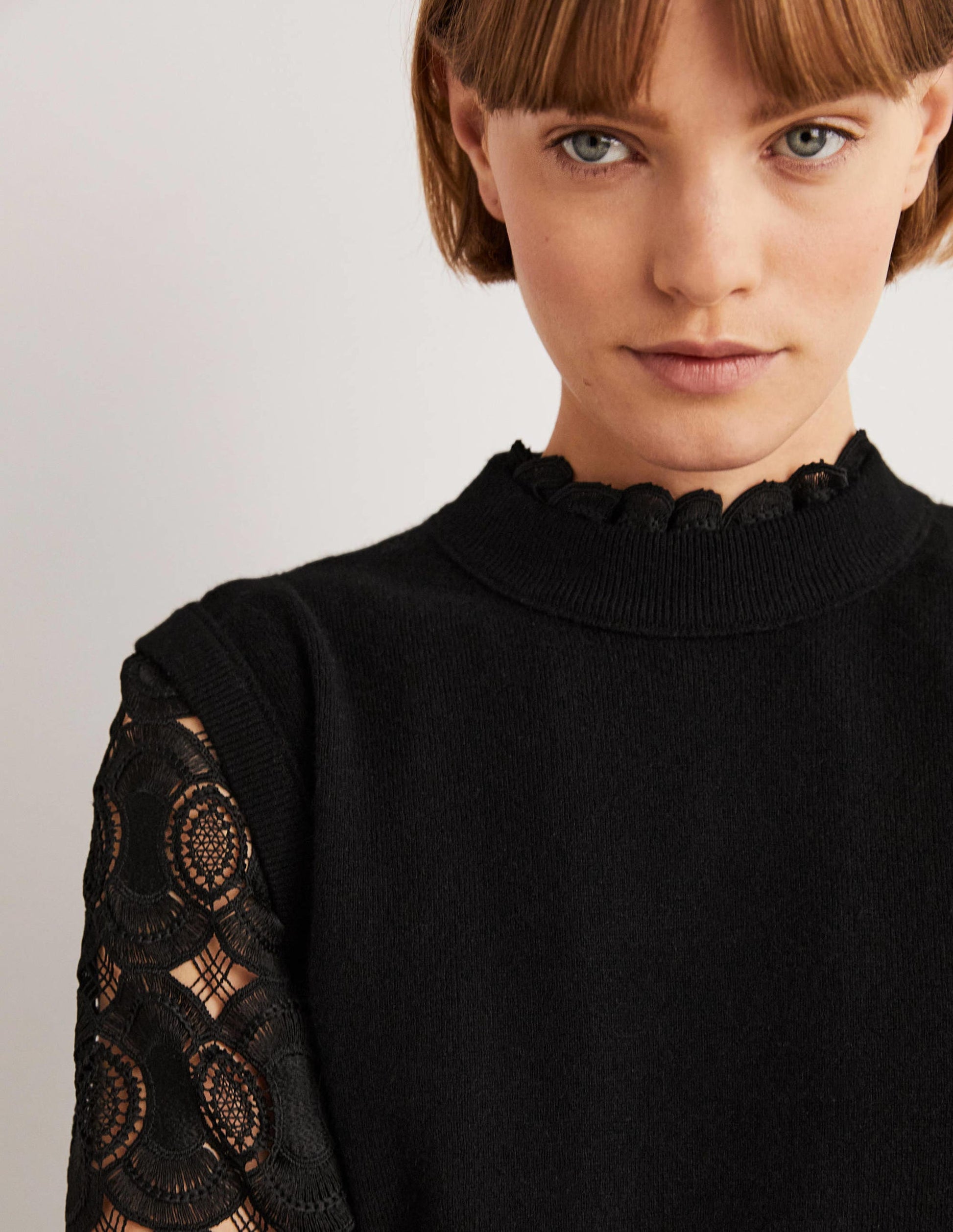 Cashmere Crew Neck Tank-Black-2