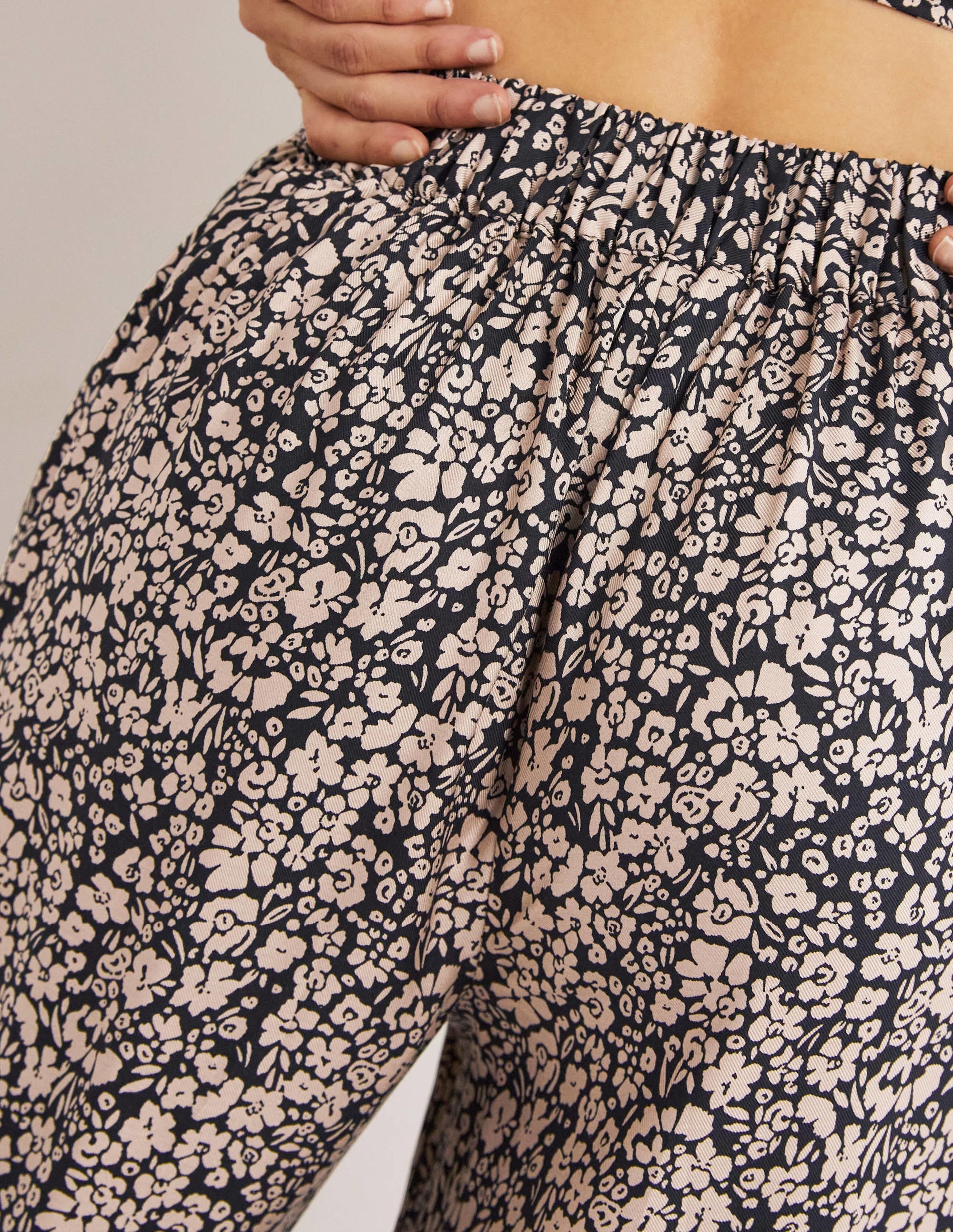 Pull On Fluid Trousers-Rope, Petal Bloom - Image 2
