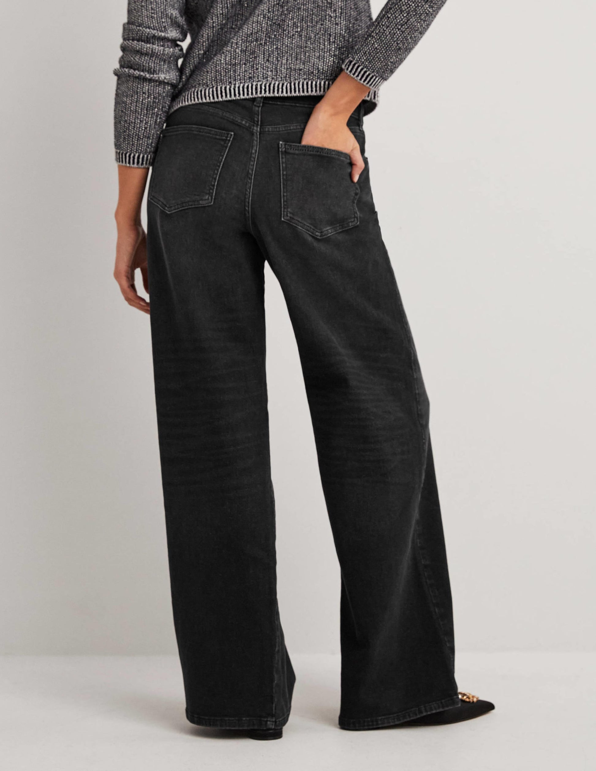 Low Rise Wide Leg Jeans-Black-3