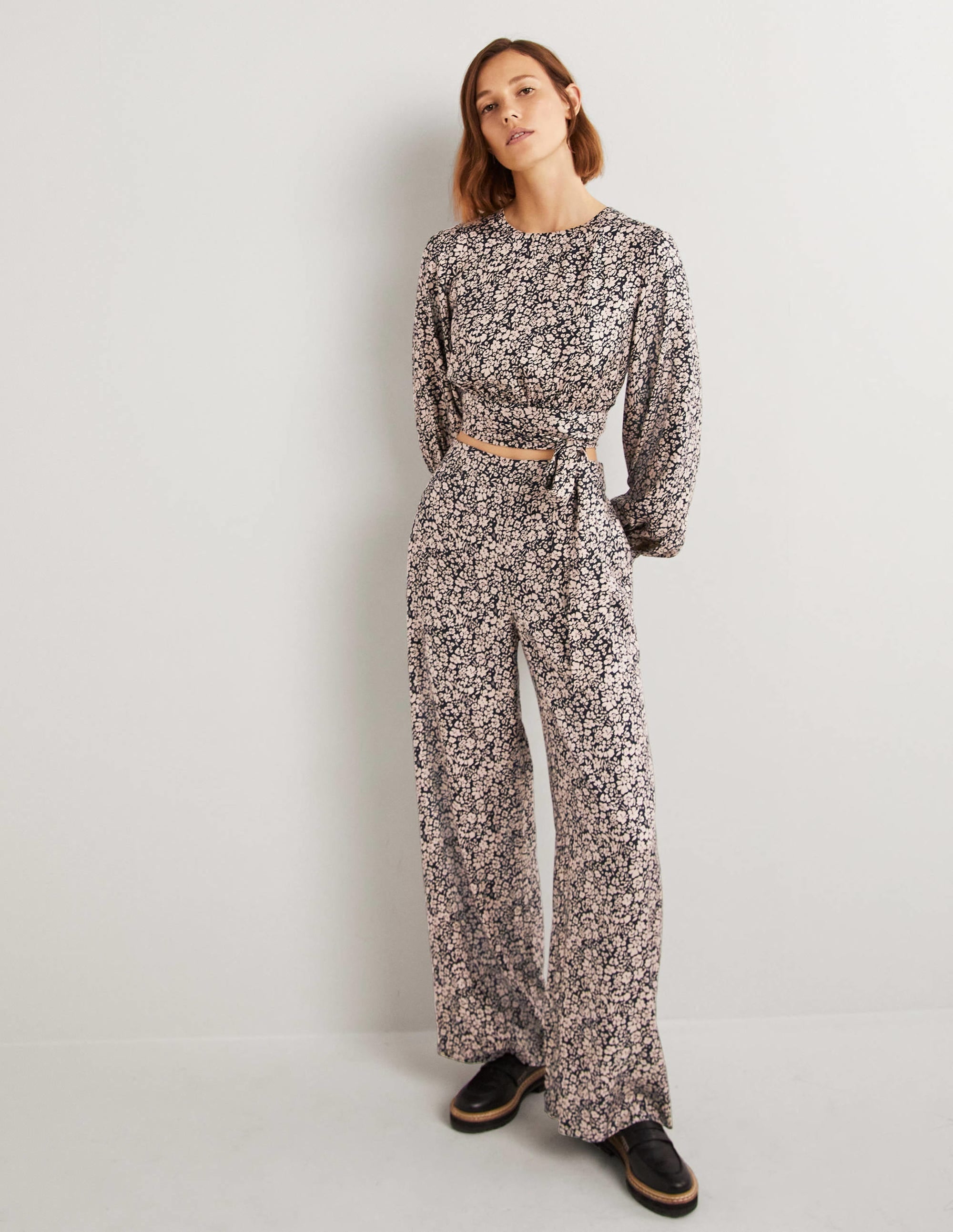 Long Sleeve Crop Top-Rope, Petal Bloom - Image 5