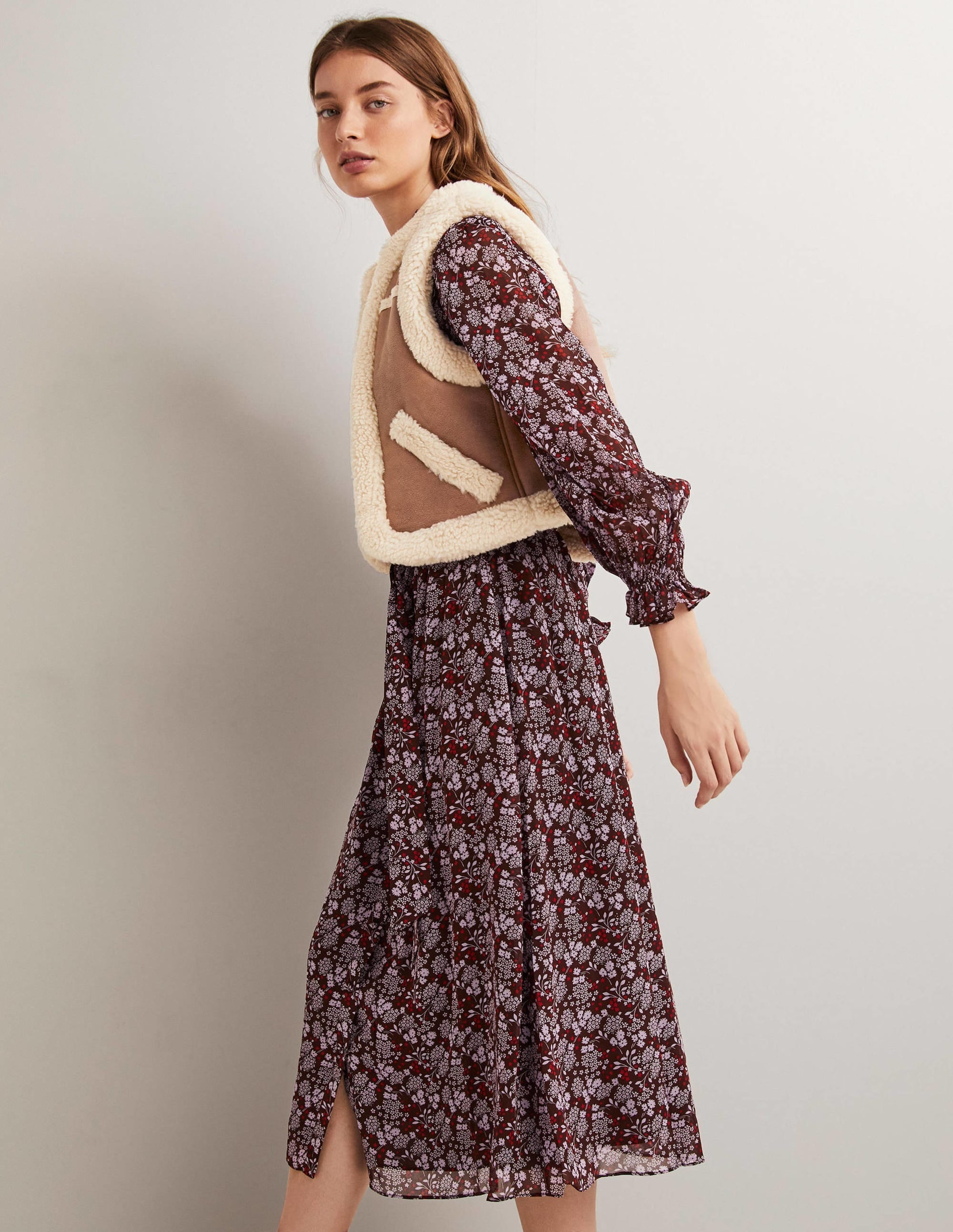 Faux Shearling Gilet-Fudge - Image 4