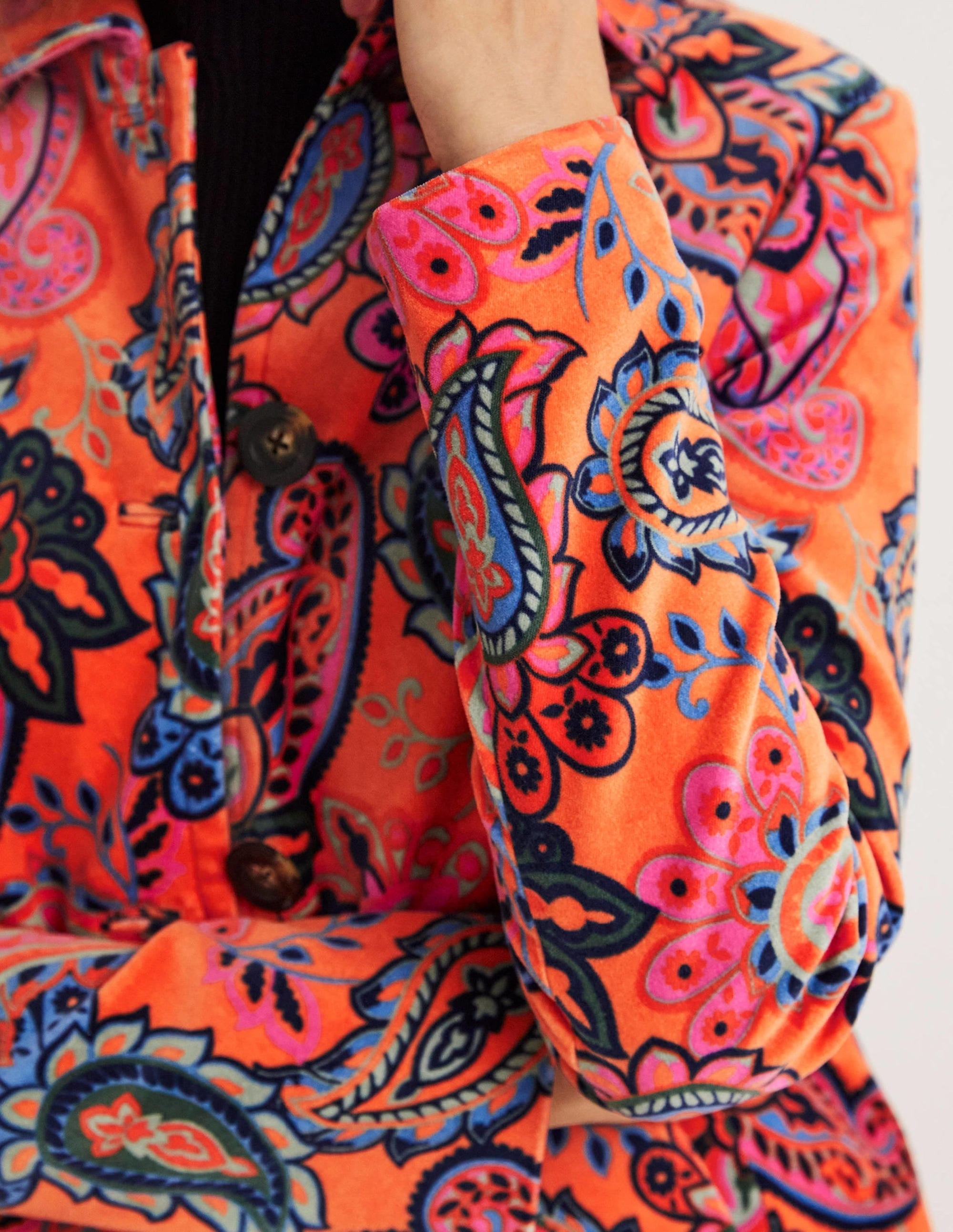 Elizabeth Velvet Coat-Dusty Orange, Paisley Charm - Image 5