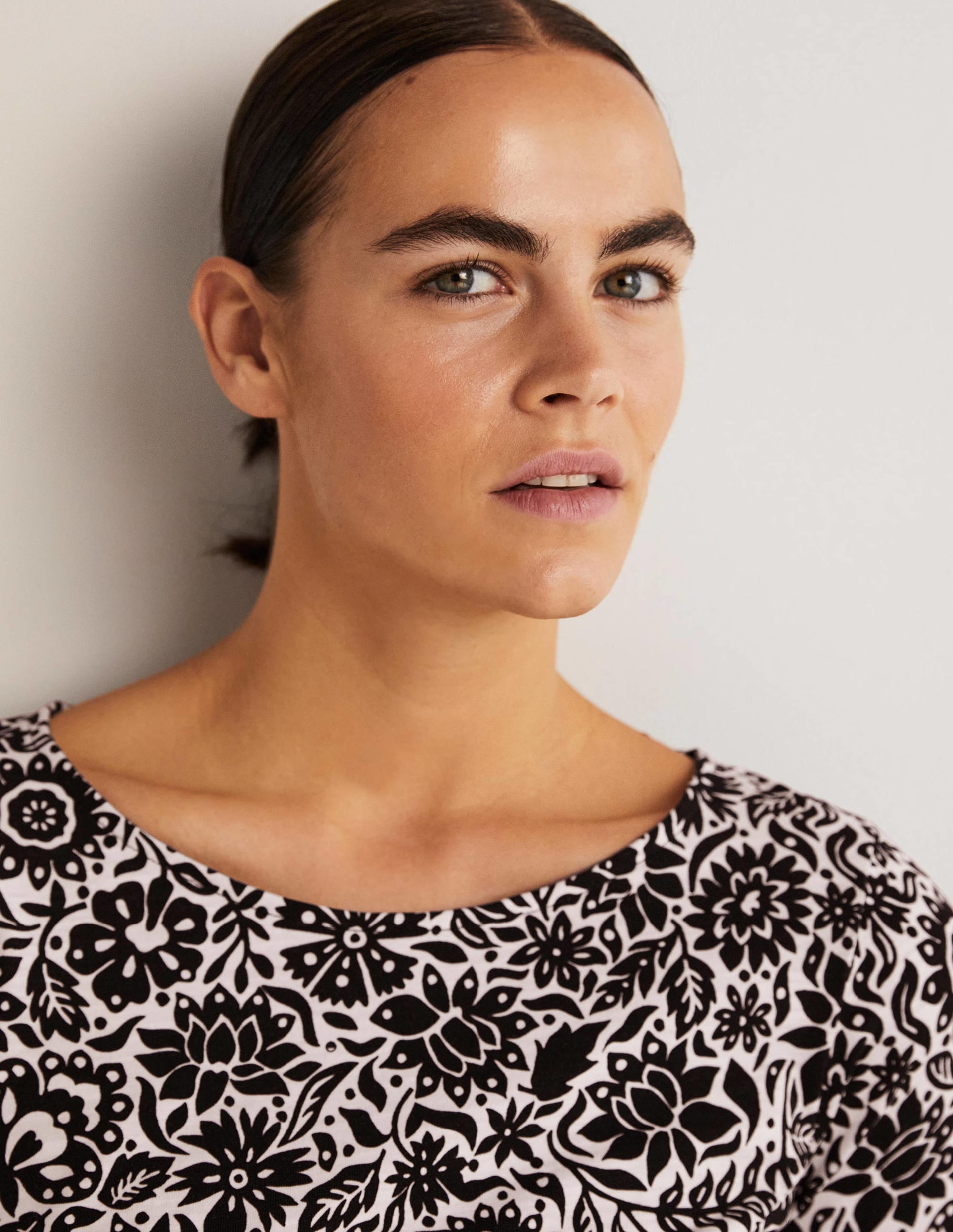 Penny Jersey Dress-Black, Foliage Bloom - Image 3
