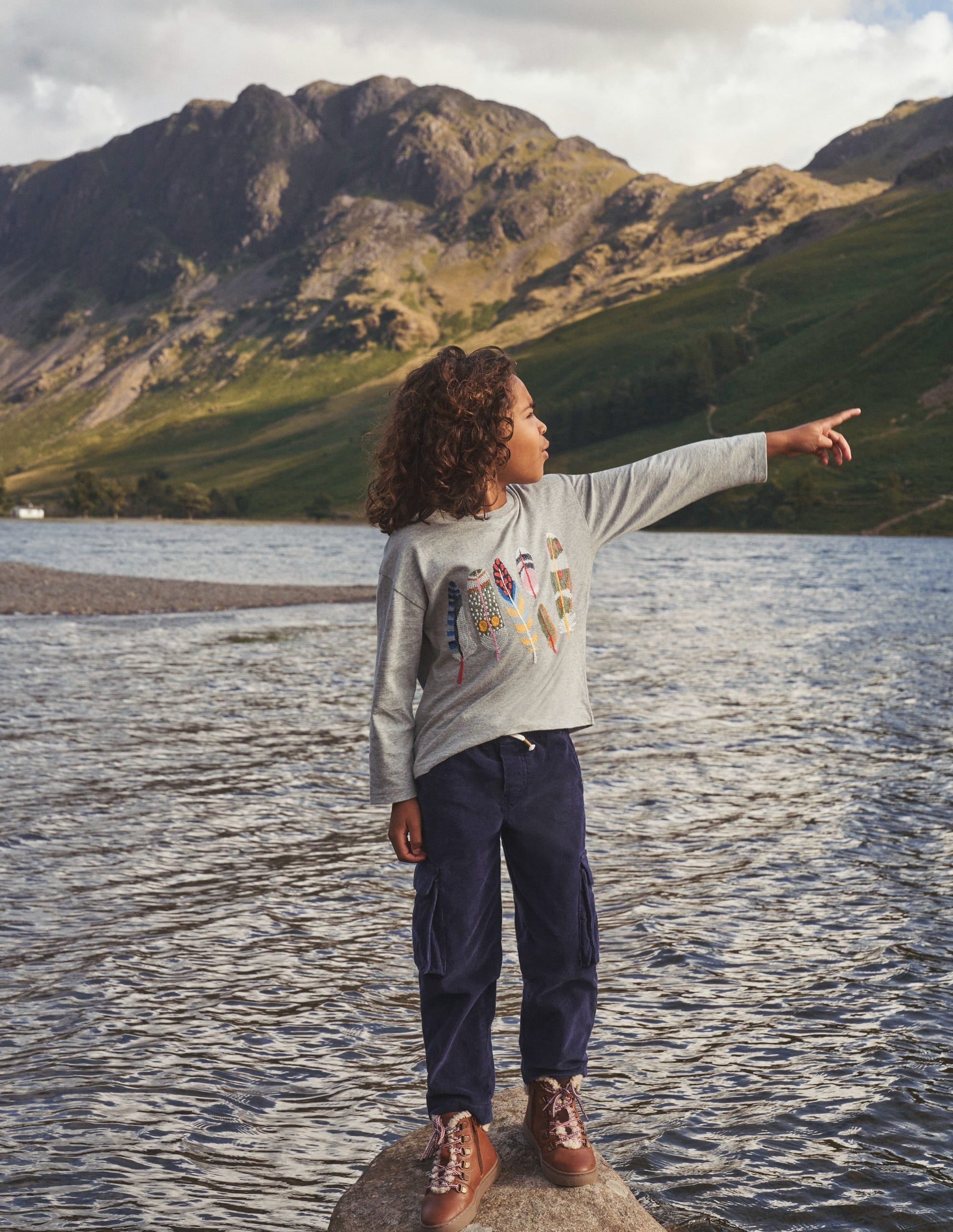 Feather Superstitch T-shirt-Grey Marl-4
