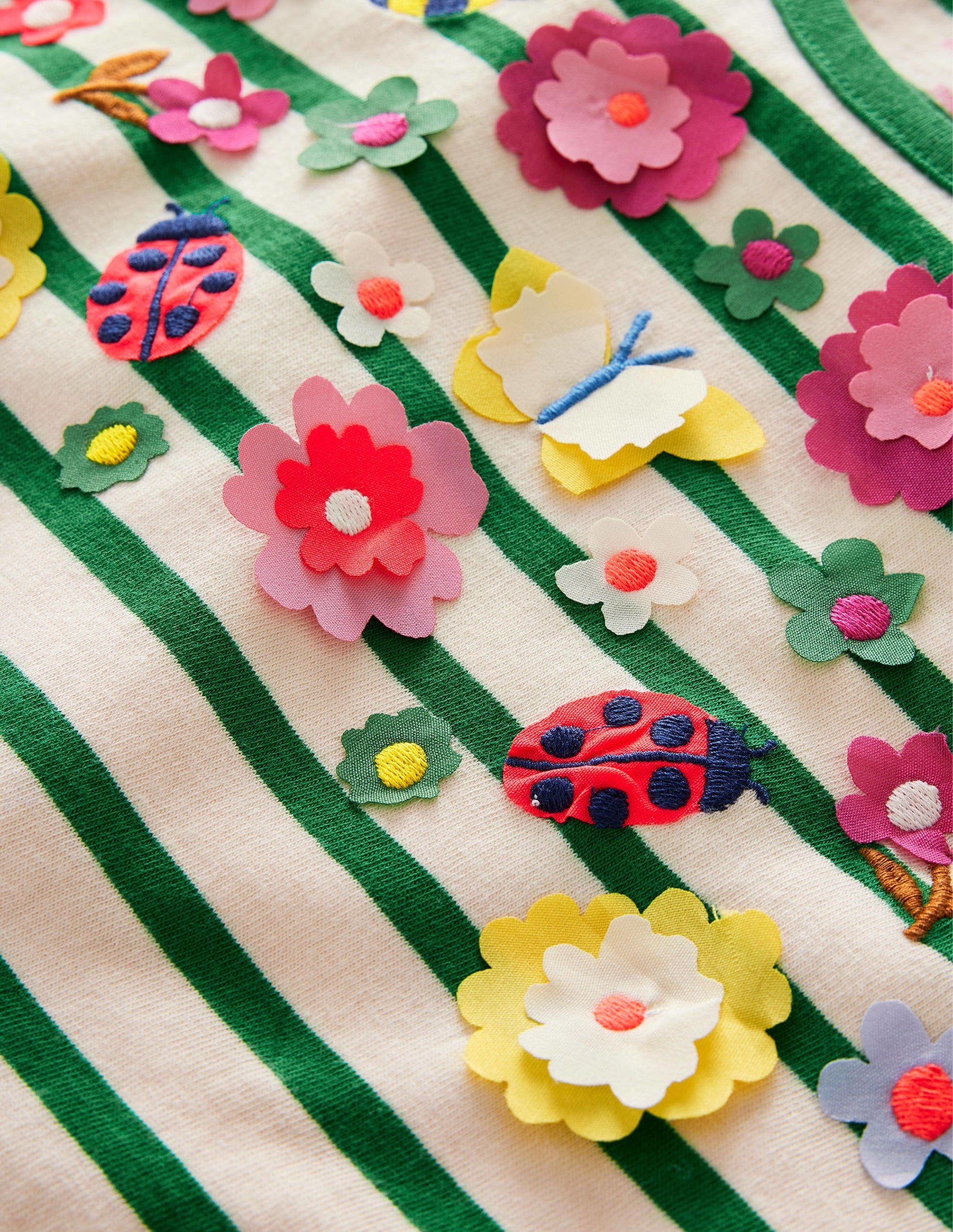 Flutter T-shirt-Highland Green/Vanilla Pod-3