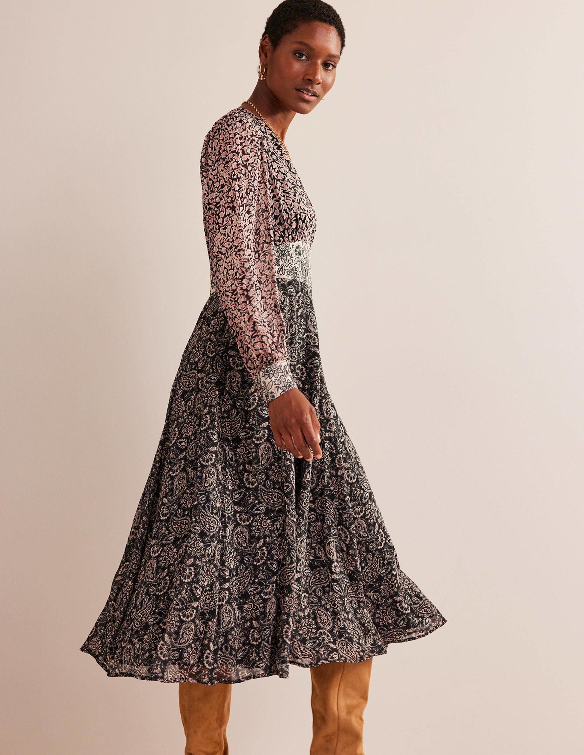 Imelda Remix Contrasting Dress-Black, Abstract Vine-1