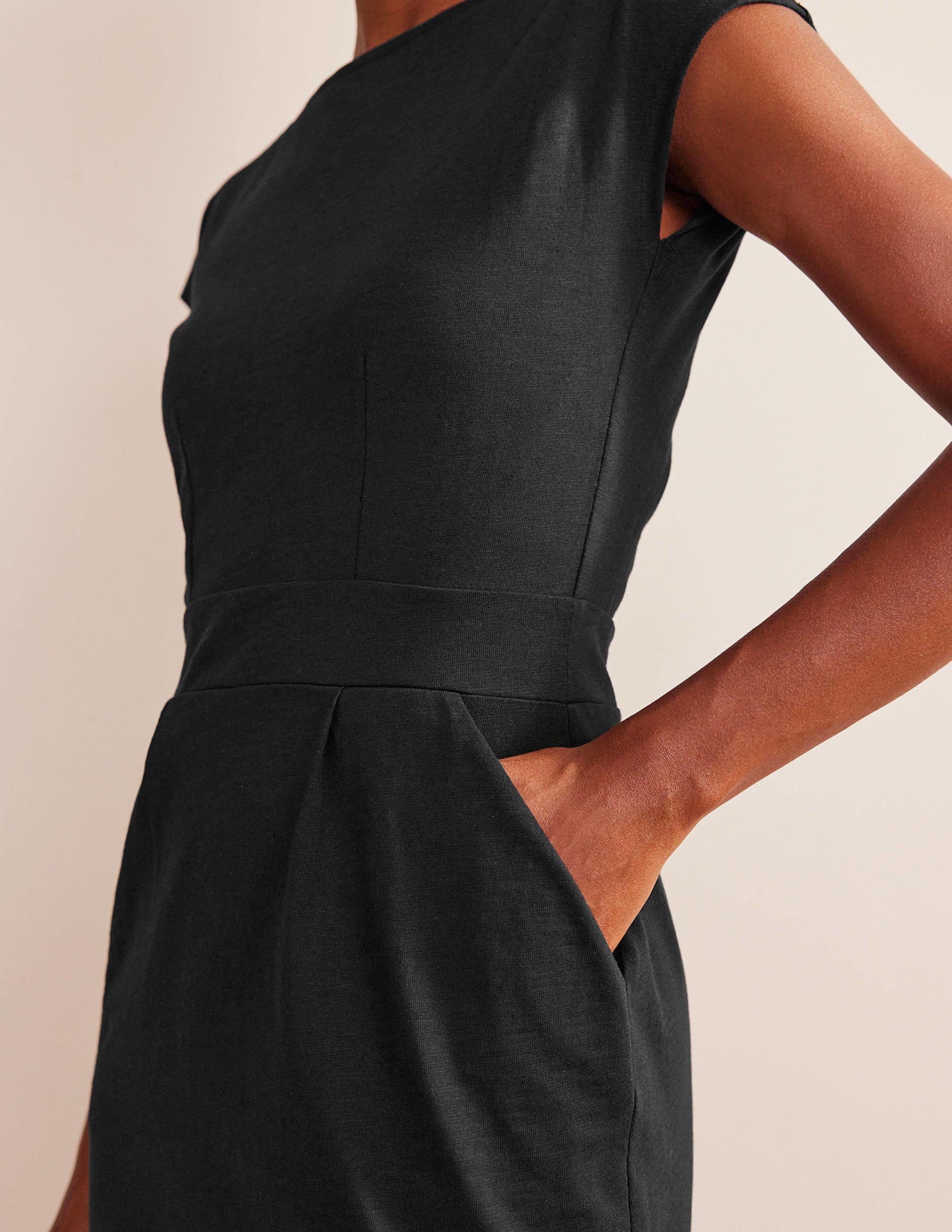 Florrie Jersey Dress-Black - Image 2