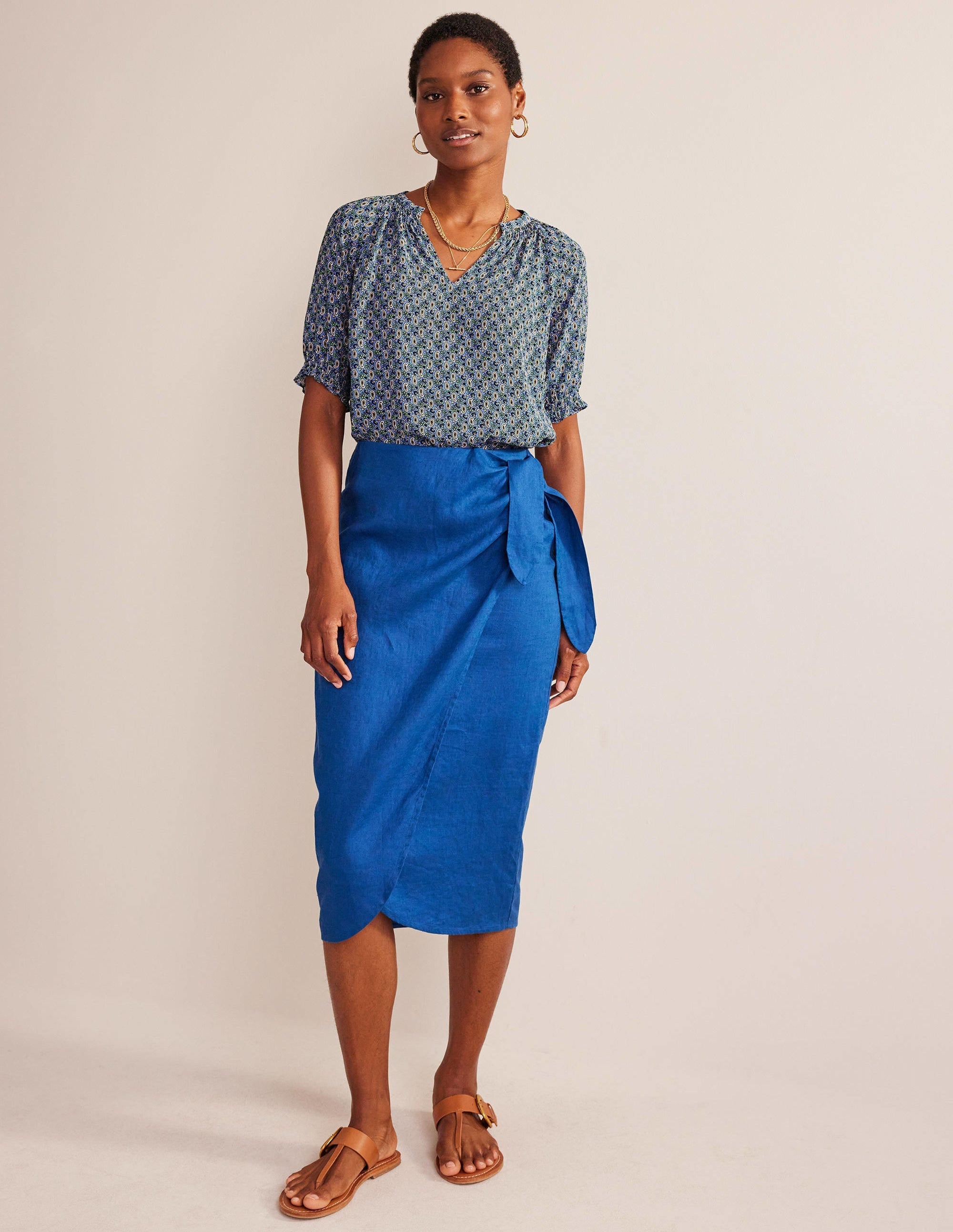 Gathered Neck Short Sleeve Top-Blue, Paisley Stem - Image 4
