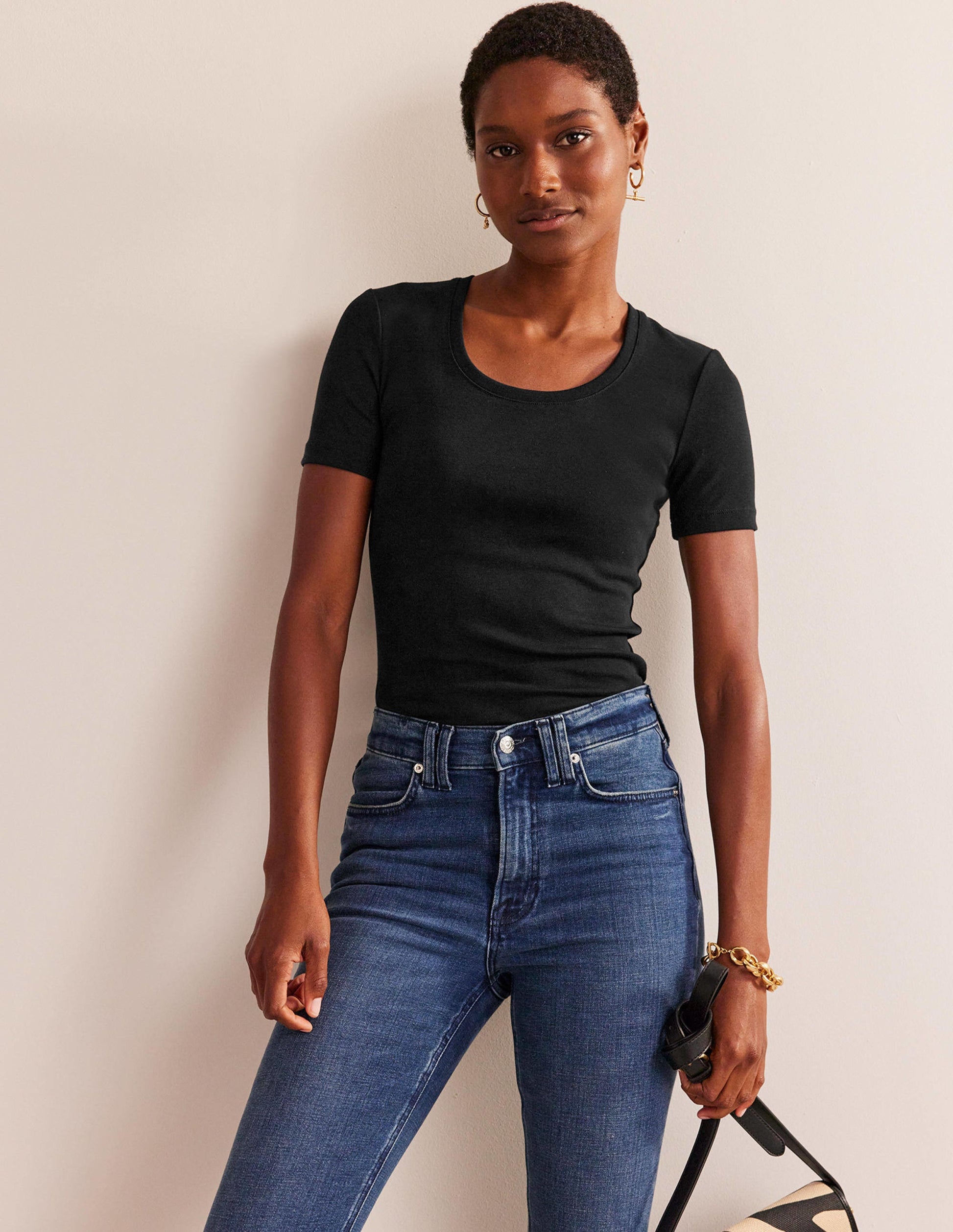 Essential Jersey T-Shirt-Black-4