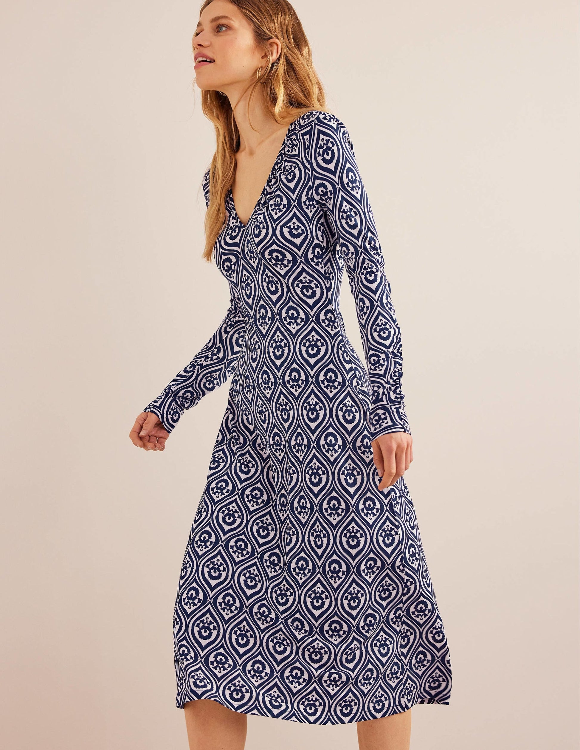 V-neck Jersey Midi Dress-French Navy, Geo Cascade-4