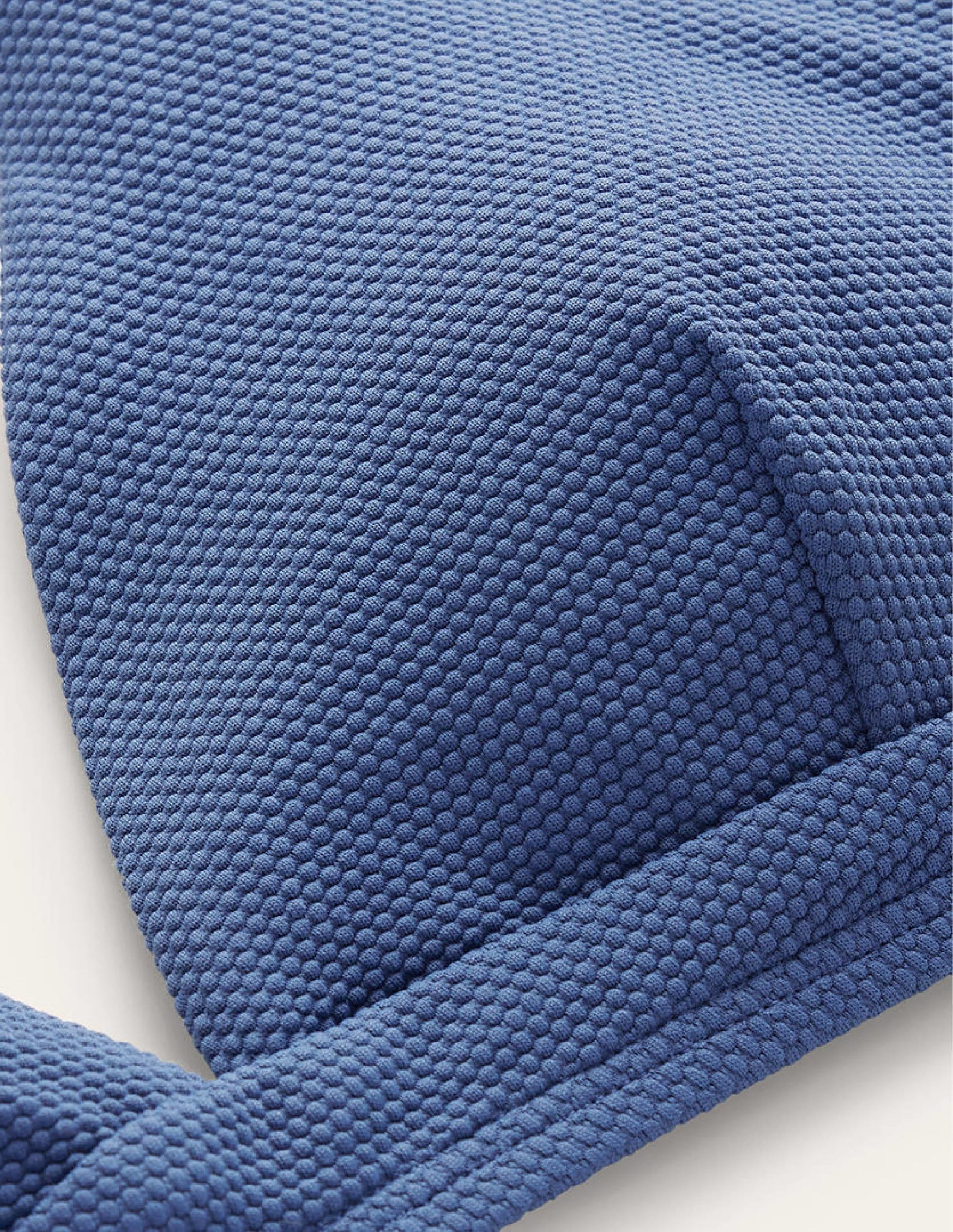 Arezzo V-neck Bikini Top-Globe Texture-7