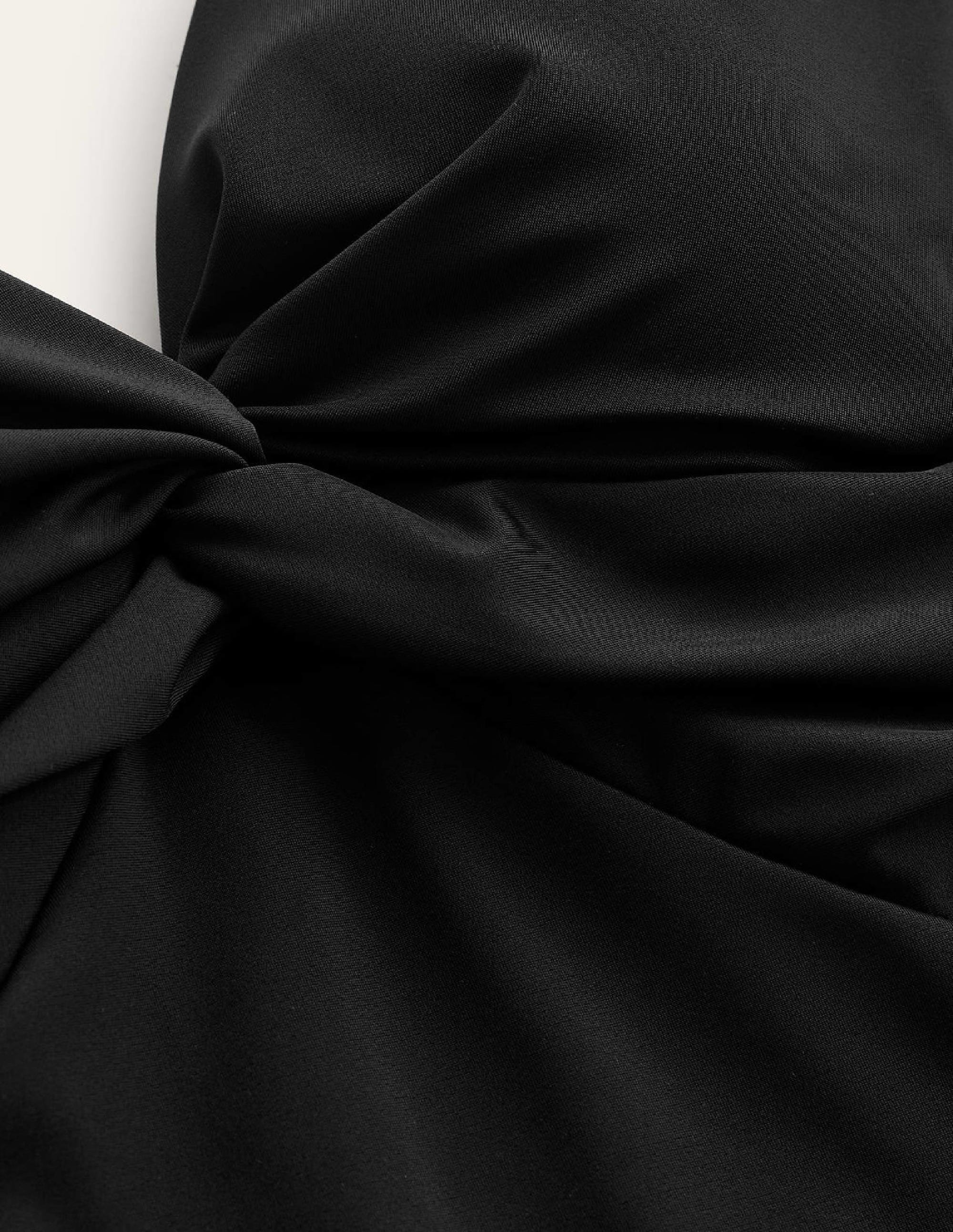 Twist Classic Swimsuit-Black - Image 8