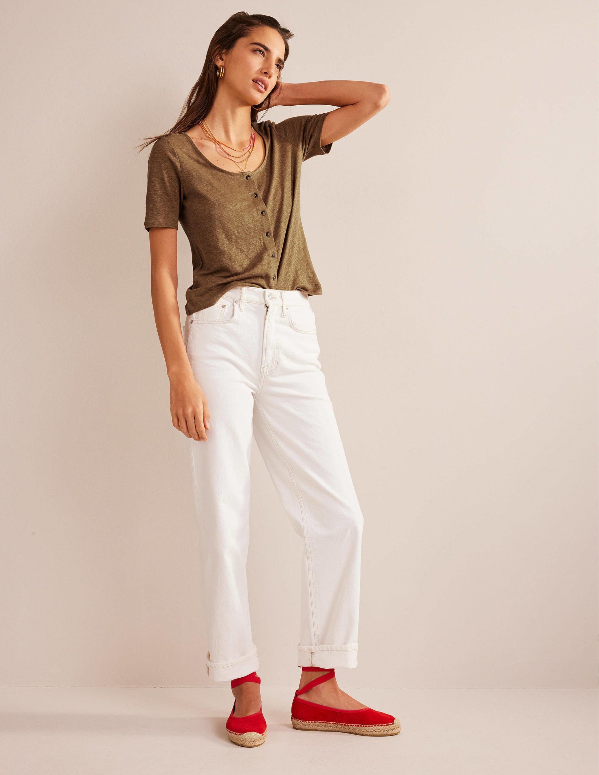 Scoop Neck Linen T-shirt-Camel-4