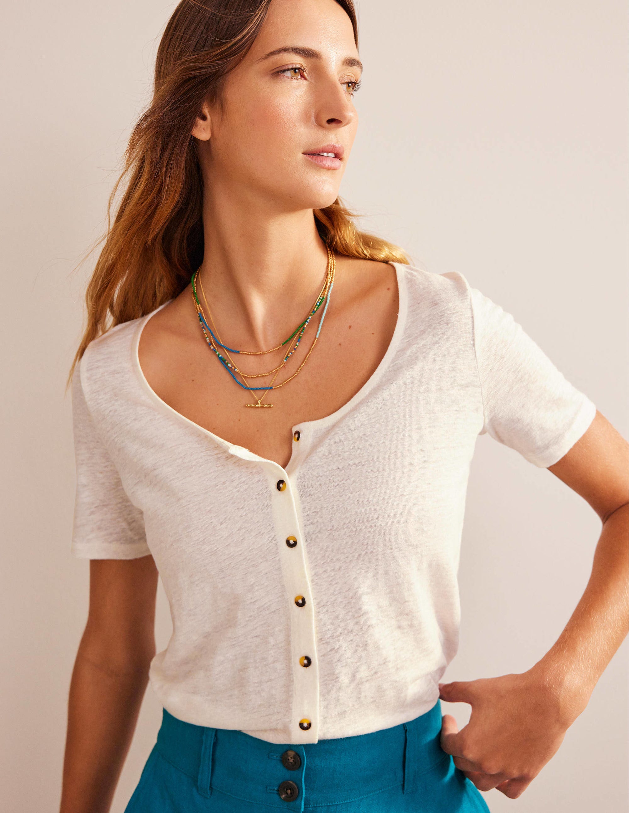 Scoop Neck Linen T-shirt-Ivory - Image 1