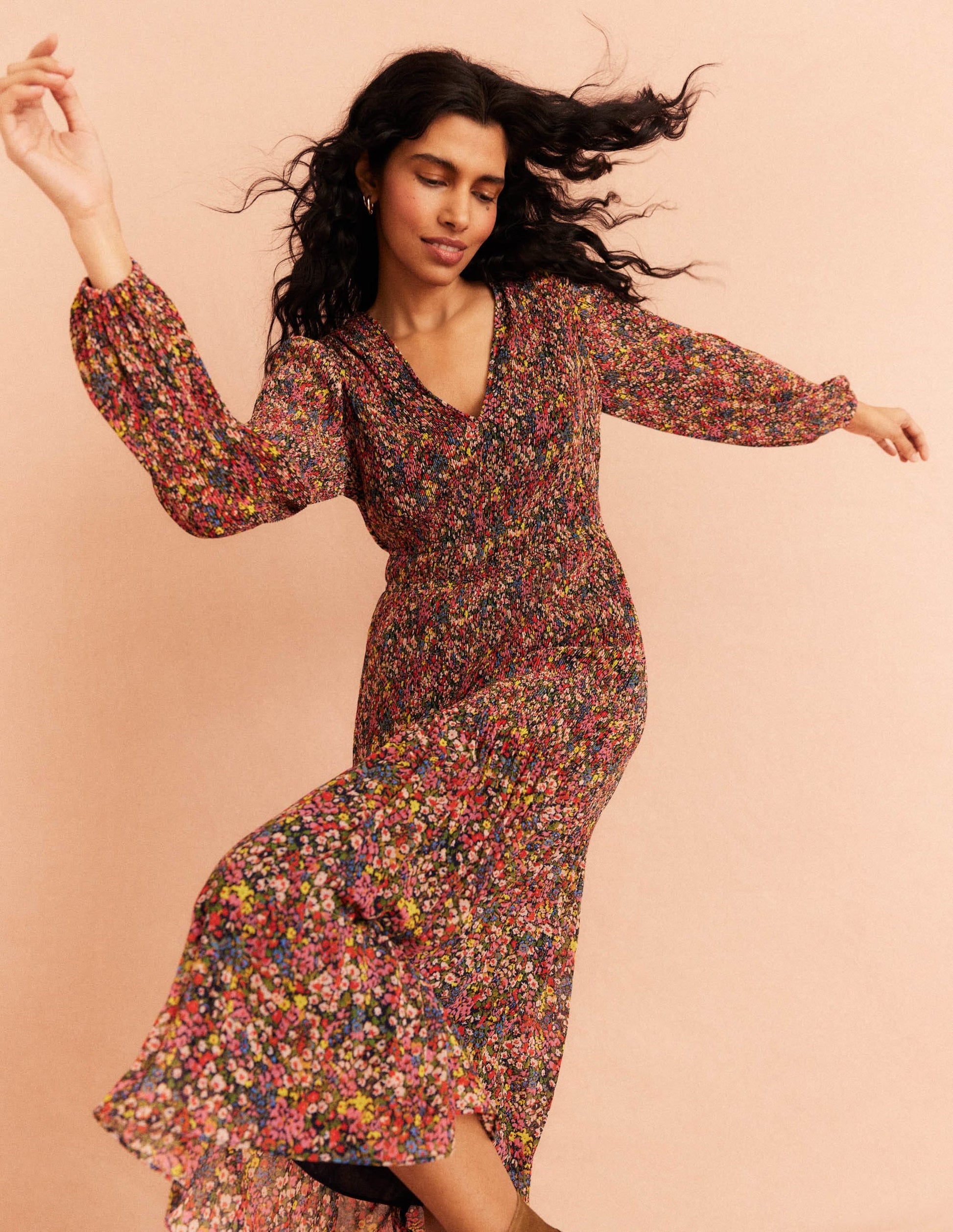 V-neck Plisse Midi Dress-Multi, Gardenia Petal-2