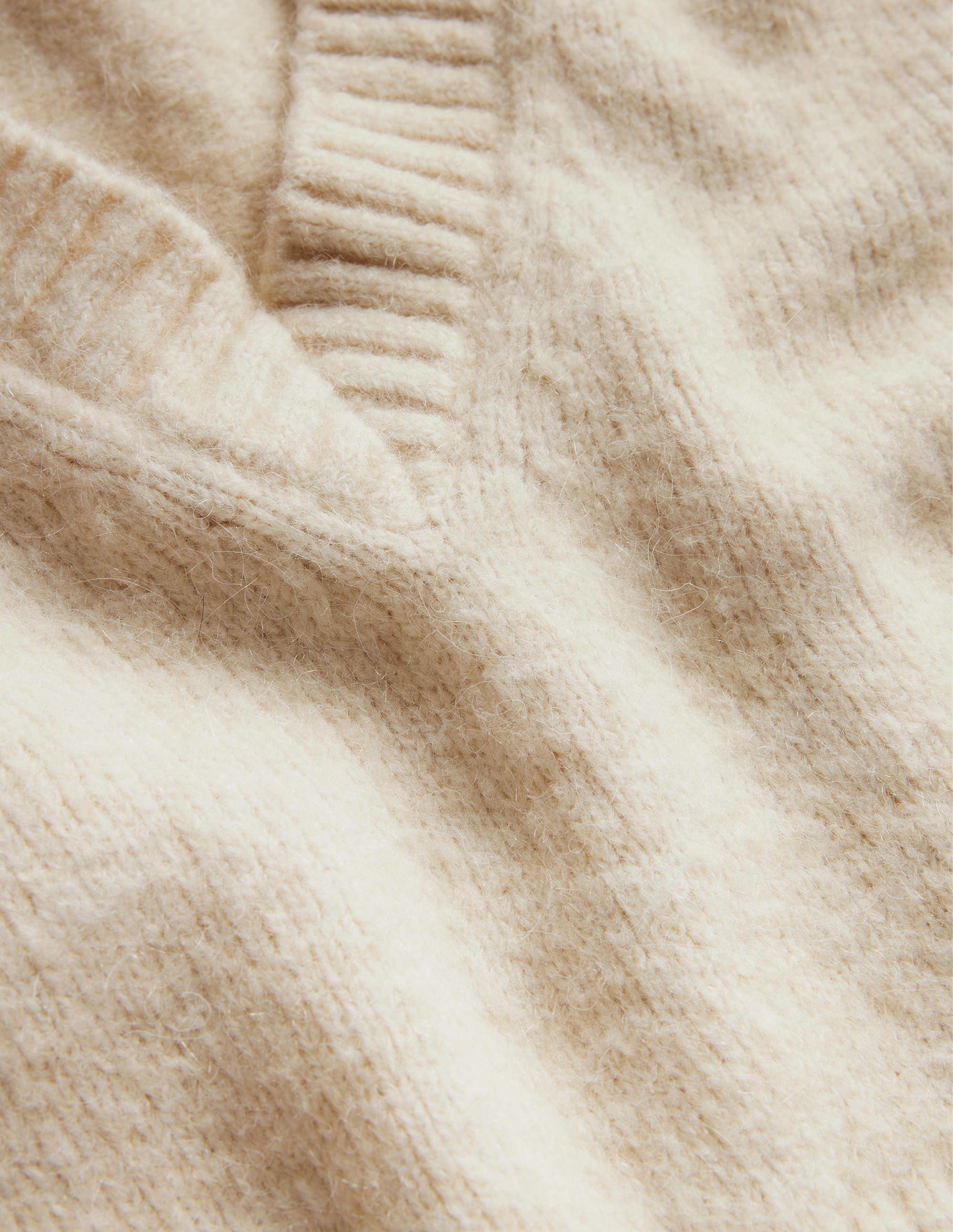 Fluffy Cropped V-Neck Jumper-Rope - Image 7