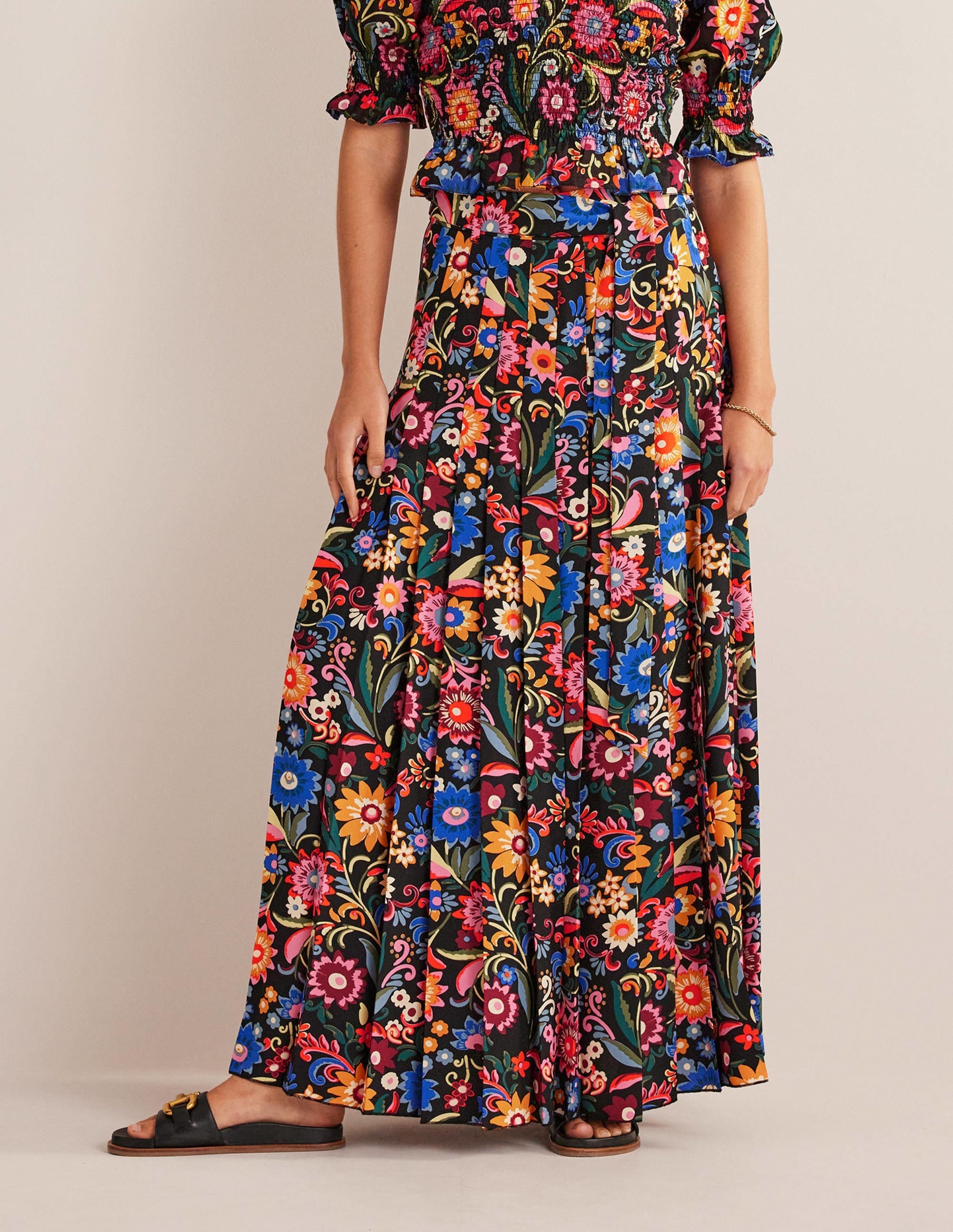 Pleated Palazzo Trousers-Black, Gardenia Pop - Image 2