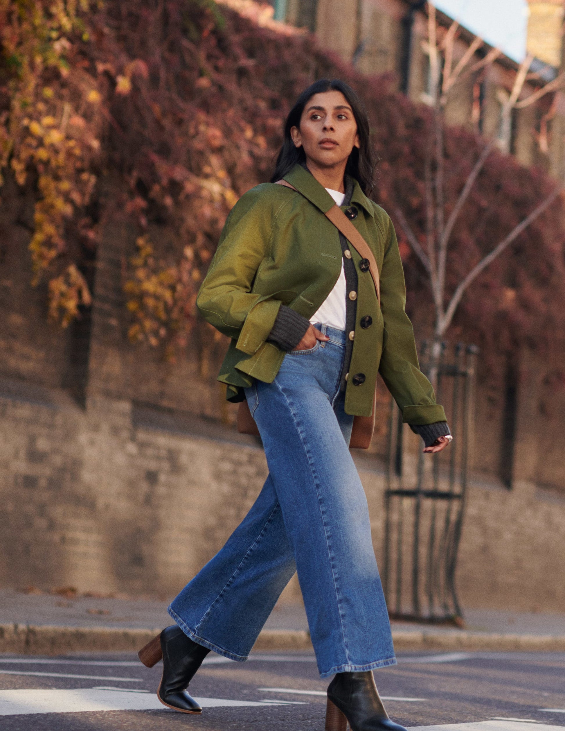High Rise Wide Leg Jeans-Mid Vintage-8