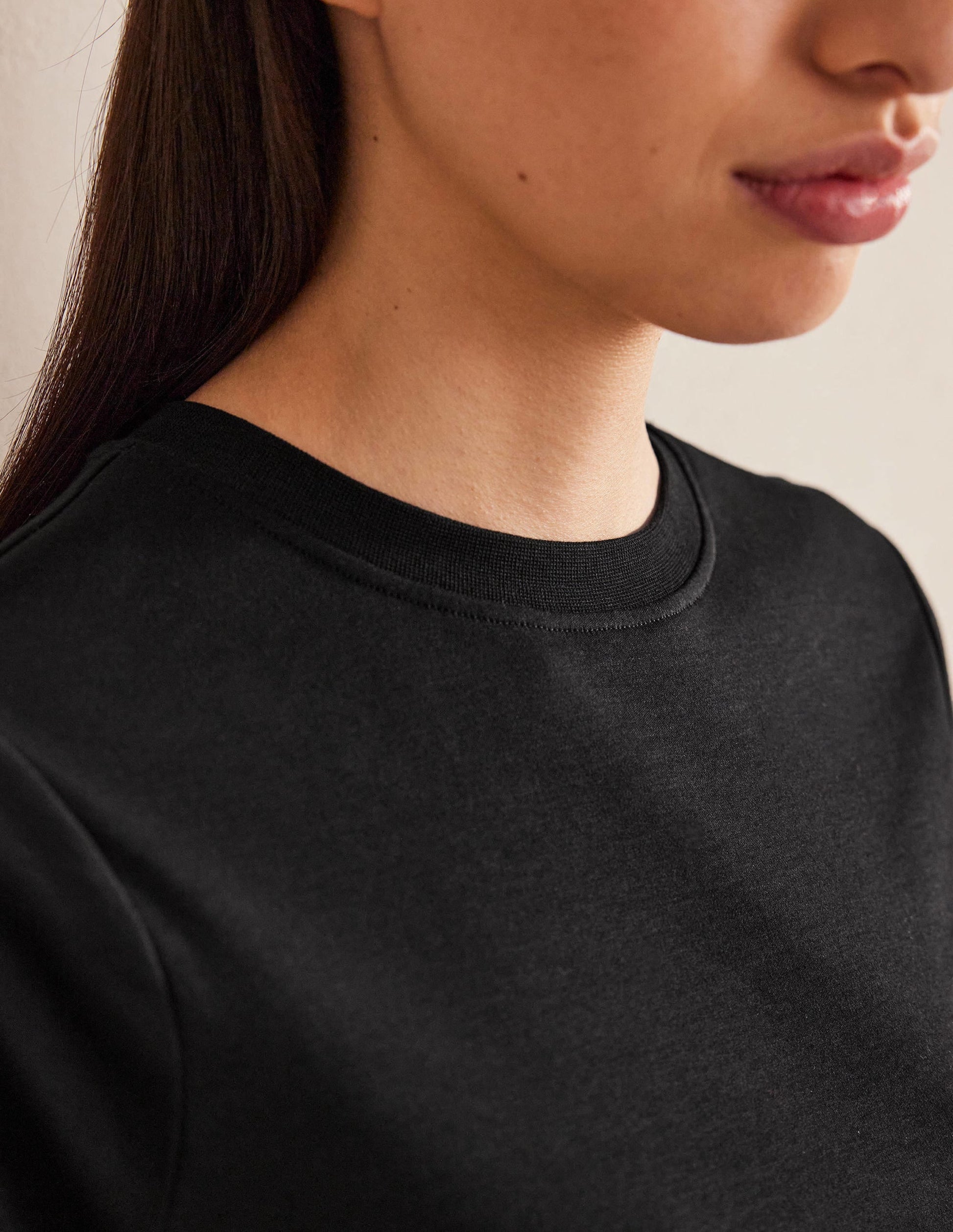 Perfect Cotton Cropped T-Shirt-Black-2