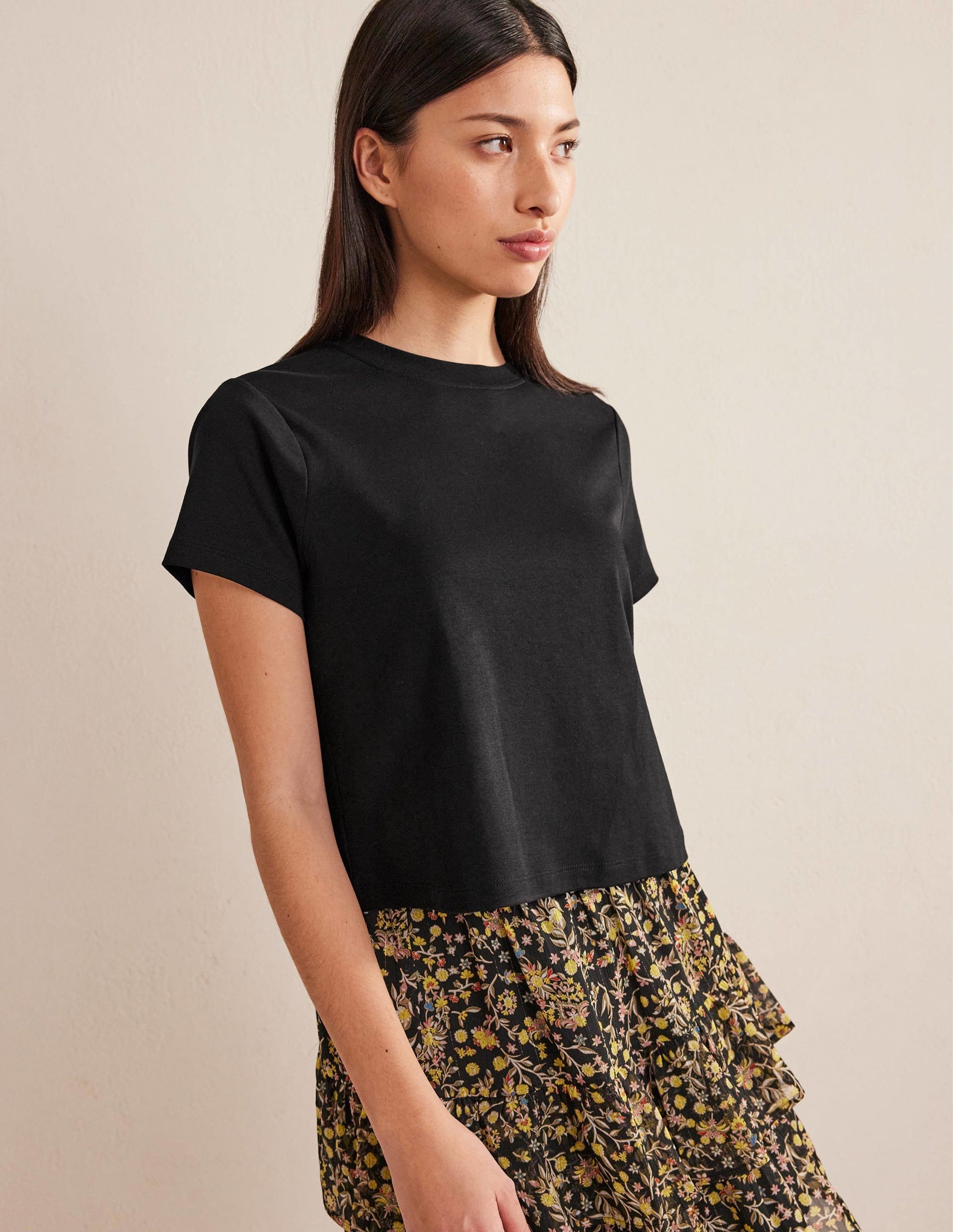 Perfect Cotton Cropped T-Shirt-Black-4