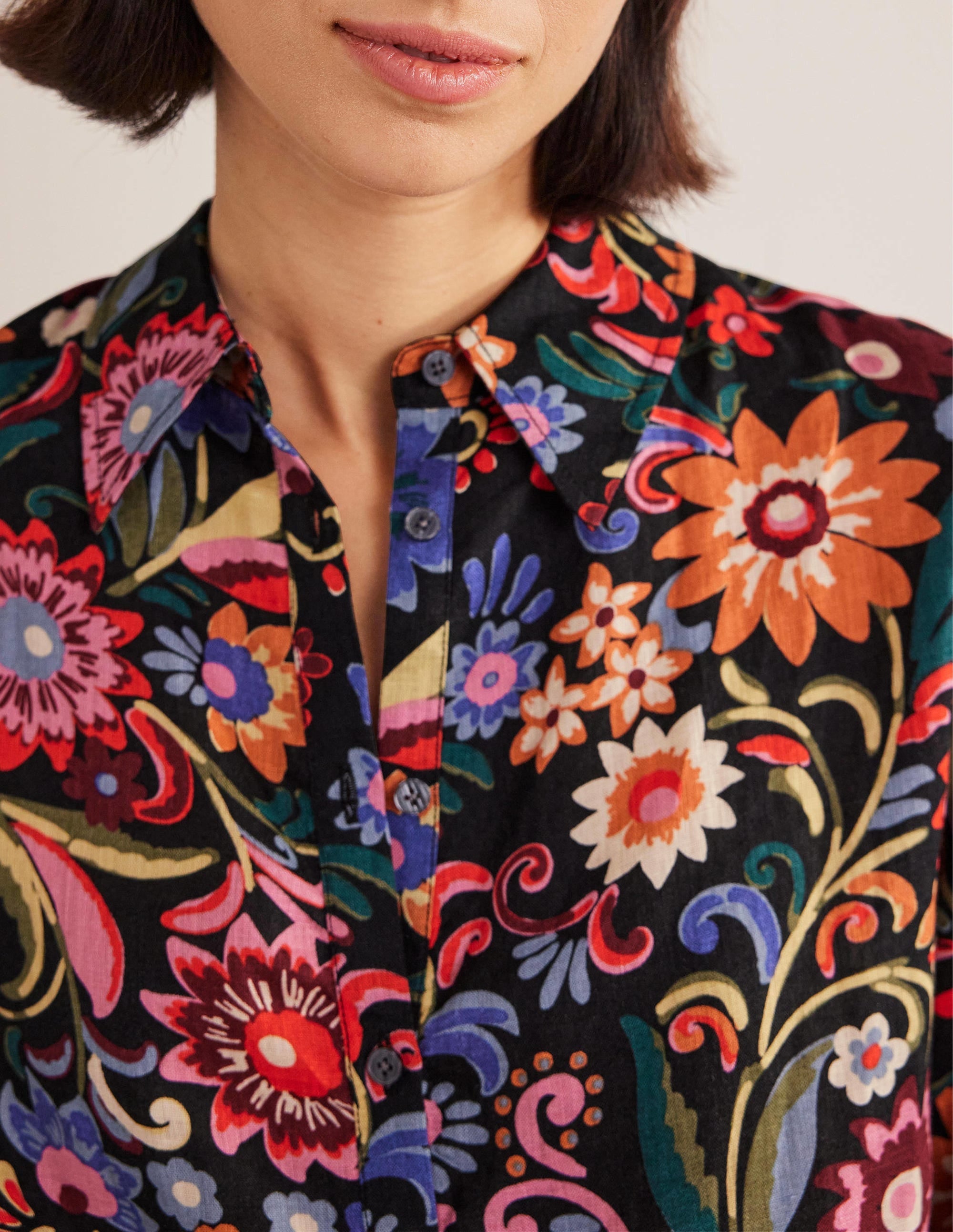 New Linen Shirt-Black, Gardenia Pop - Image 2