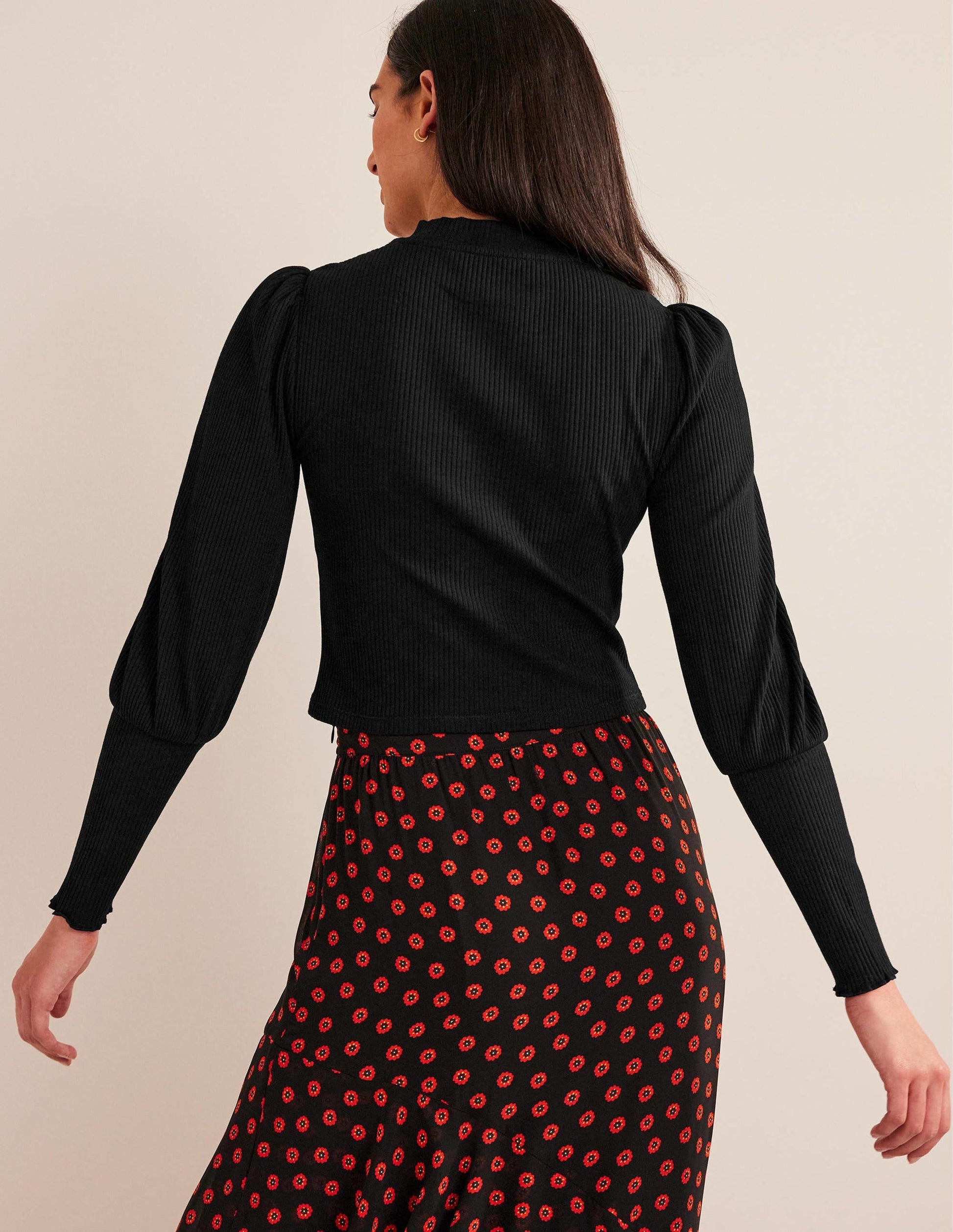 Sleeve Detail Ribbed Top-Black-3