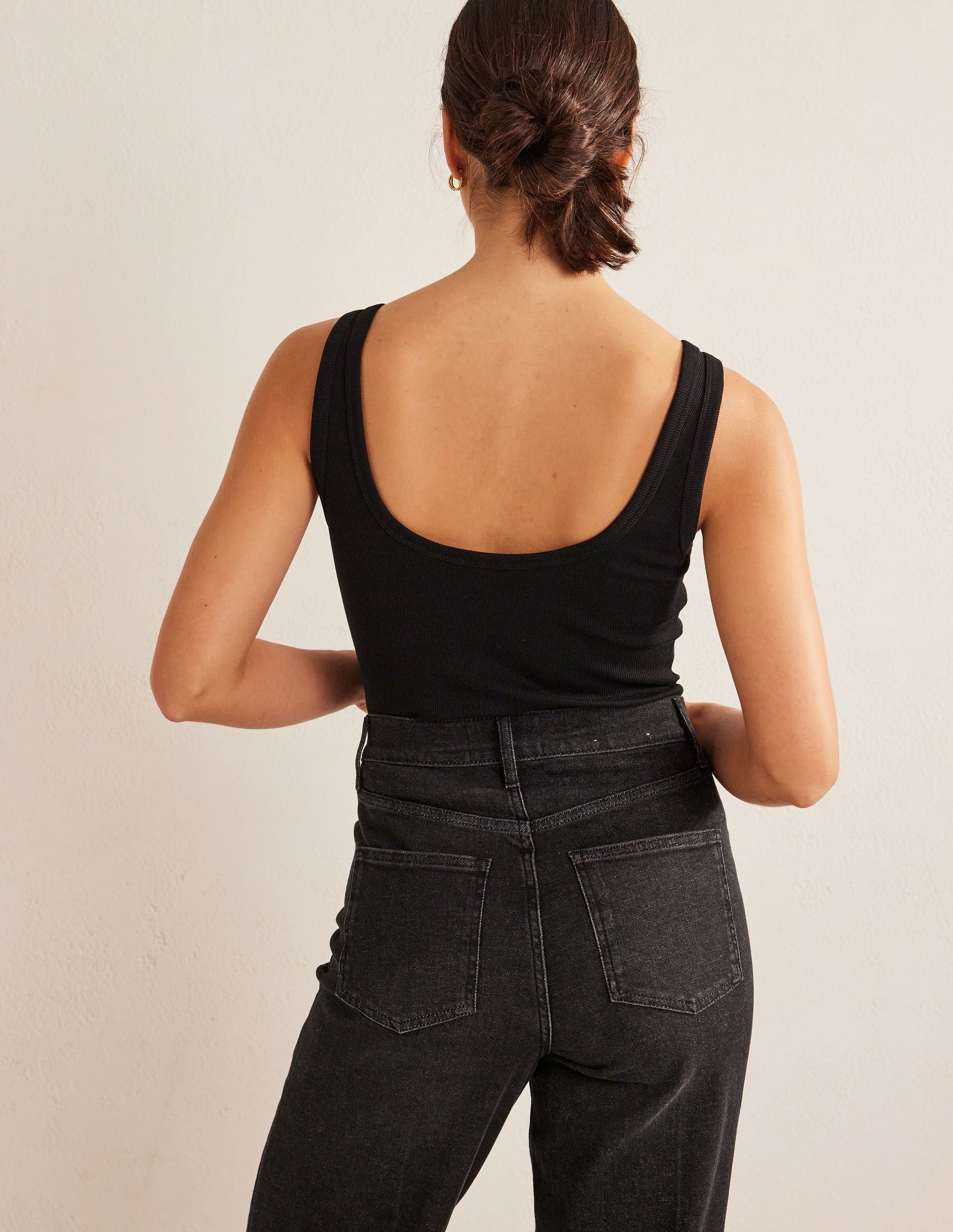 Cotton Ribbed Scoop Vest-Black - Image 3