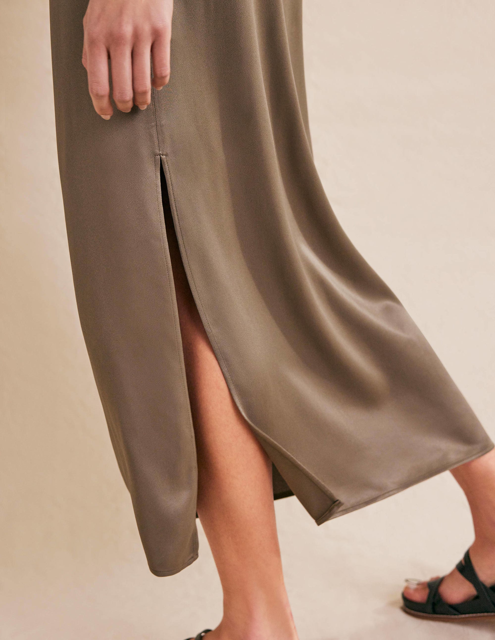 Satin Column Skirt-Morel - Image 2