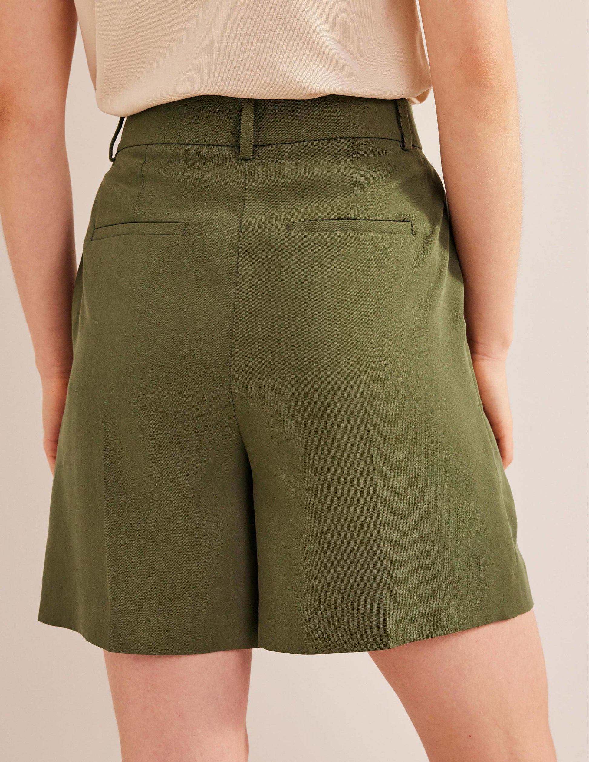 Tencel Relaxed Shorts-Khaki-3