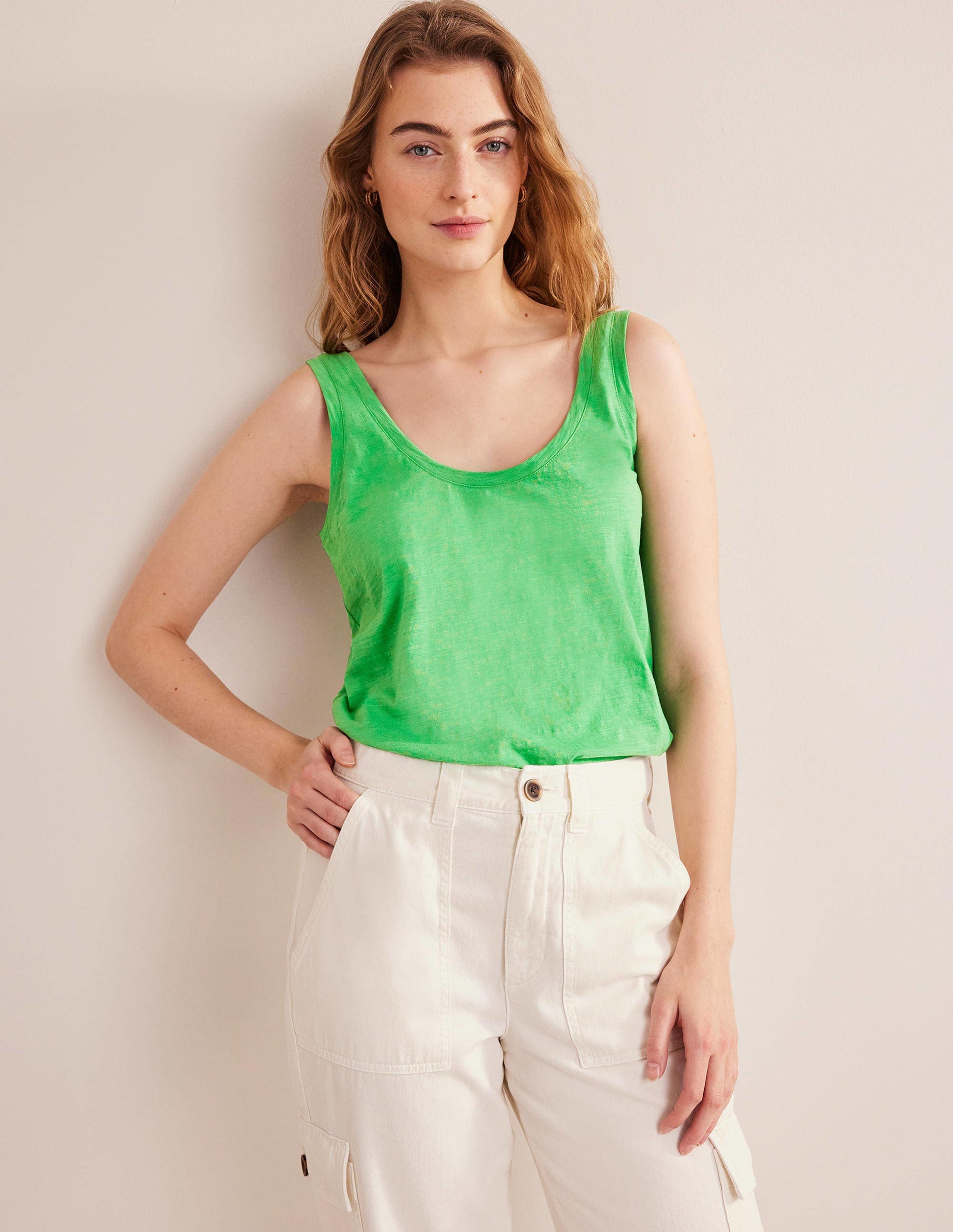 Relaxed Scoop Neck Vest-Green Bee-4