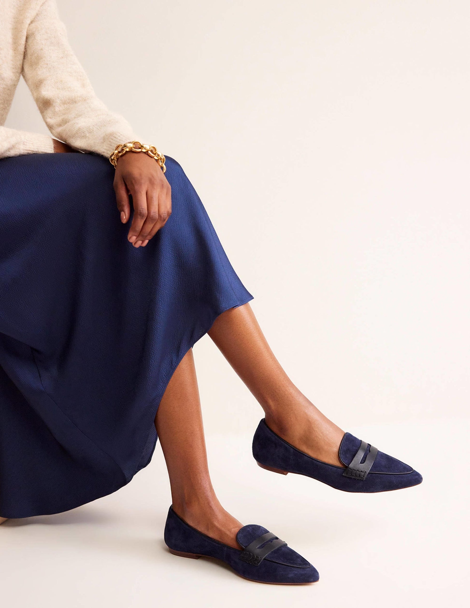 Pointed Loafers-Navy Suede-1