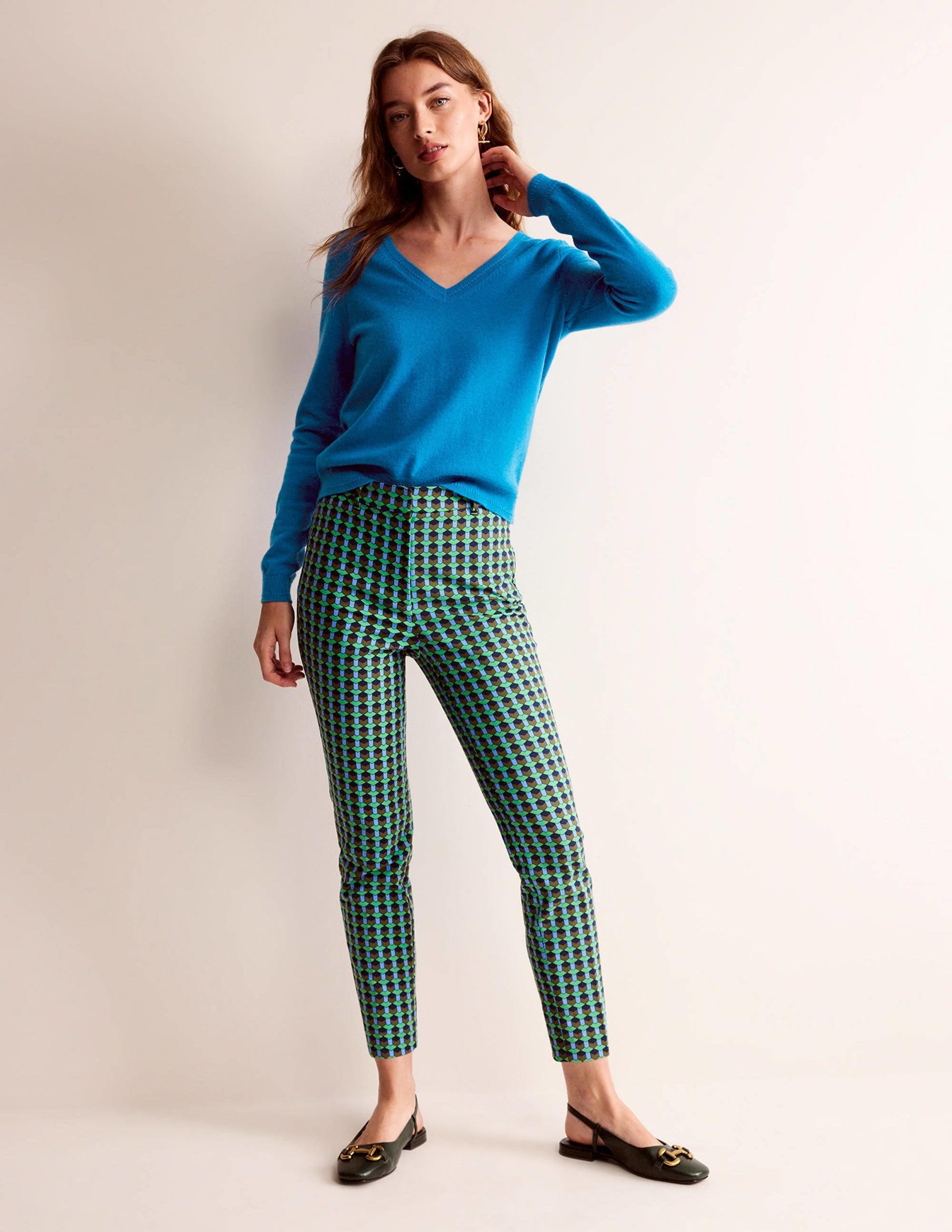 Eva Cashmere V-Neck Jumper-Cyan-4