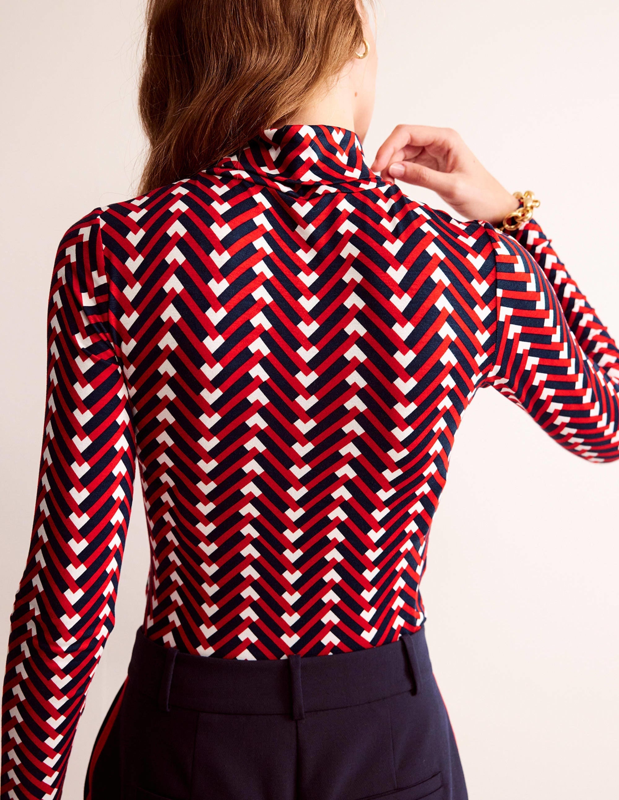 Polly Jersey Top-Hot Pepper, Chevron Geo - Image 3