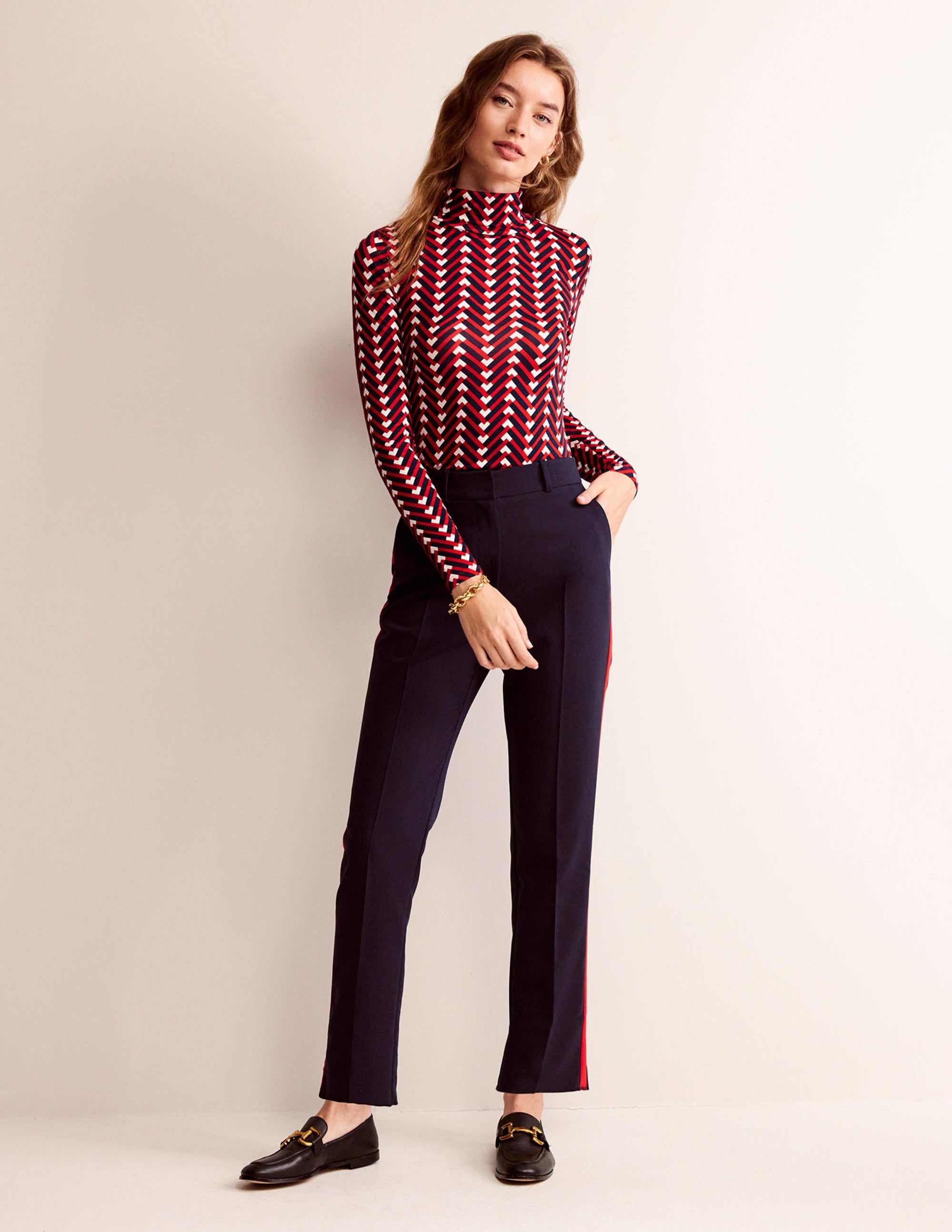 Polly Jersey Top-Hot Pepper, Chevron Geo - Image 4