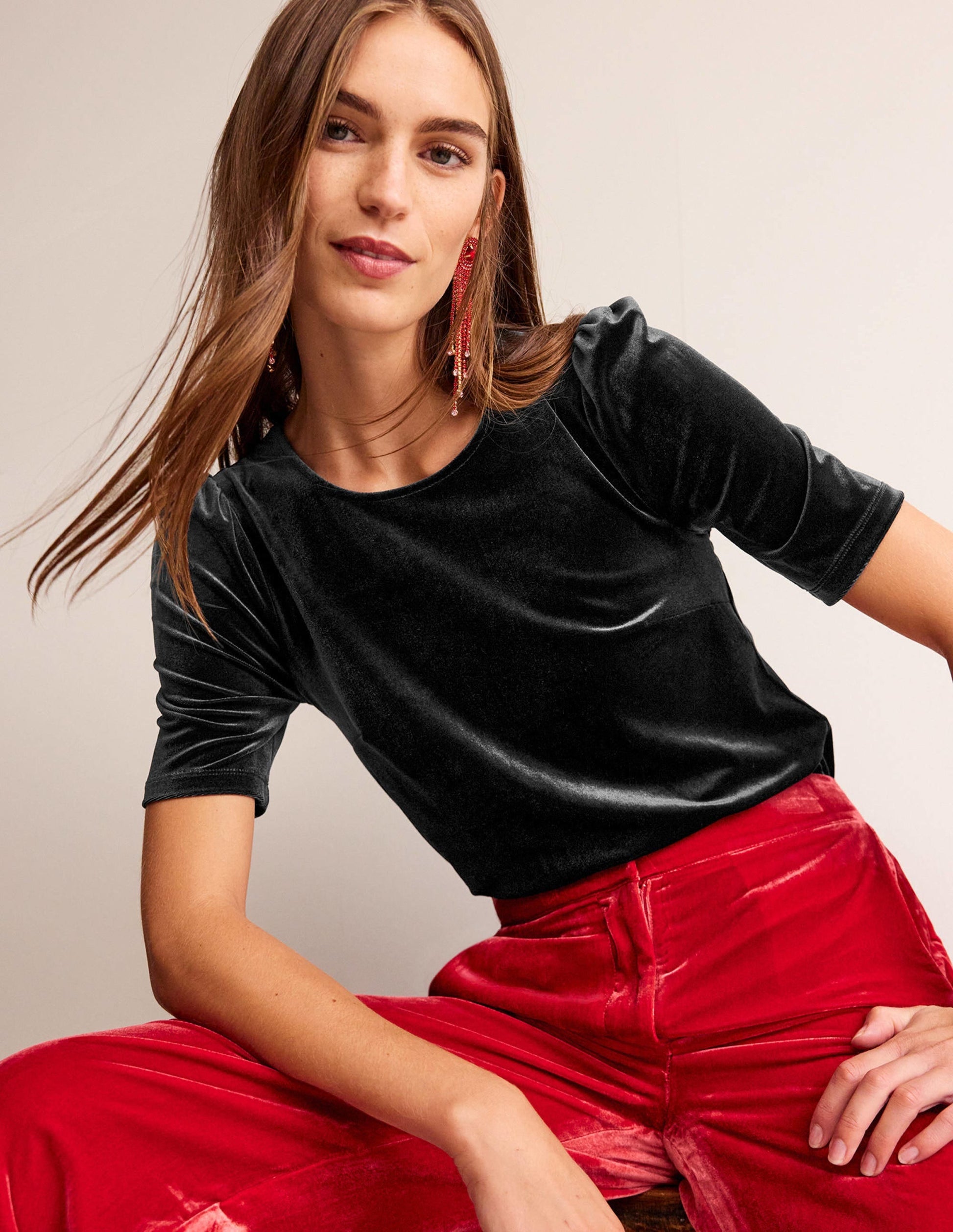 Velvet Party T-shirt-Black-1