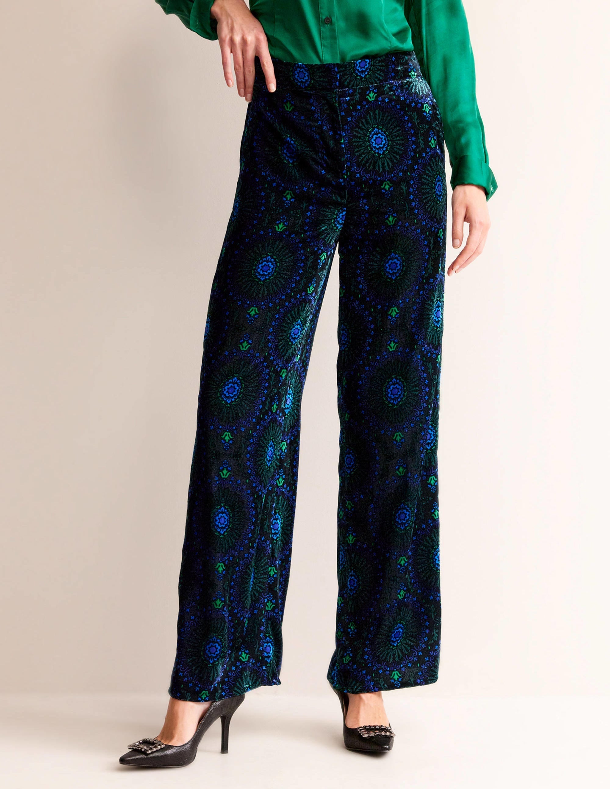 Westbourne Velvet Trousers-Black, Artizian Geo - Image 4