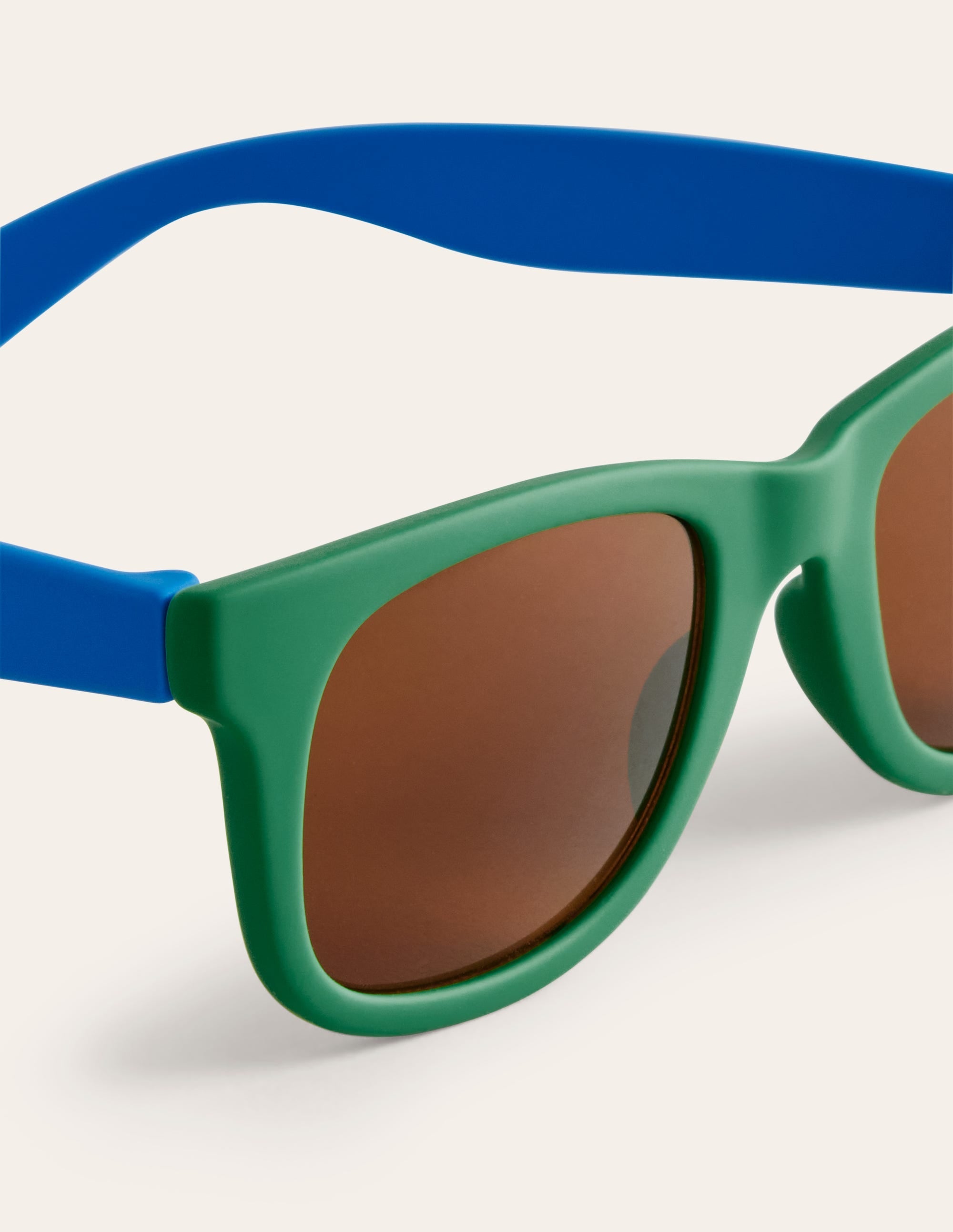 Classic Sunglasses-Green - Image 2
