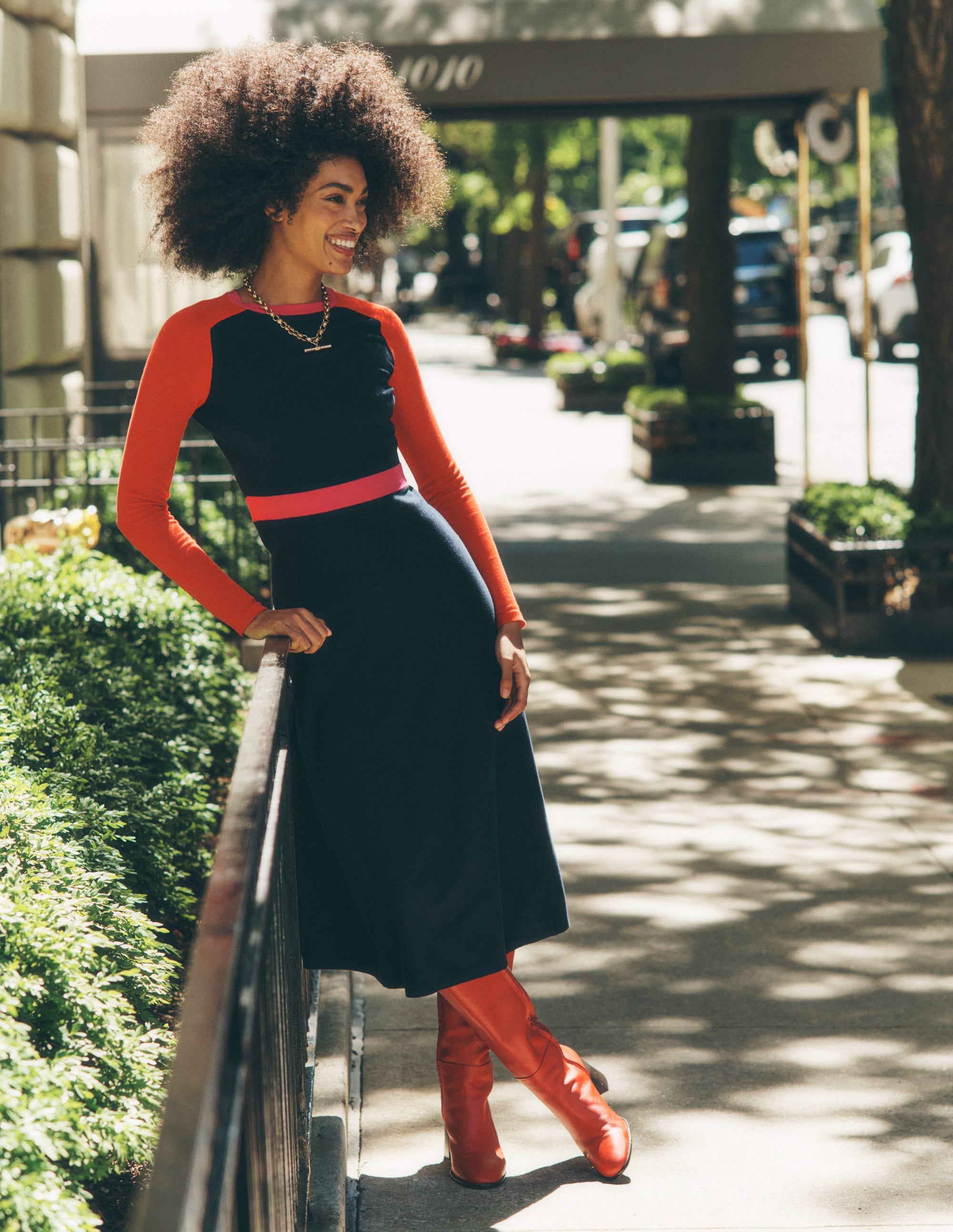 Marta Knitted Midi Dress-Navy, Rouge Colourblock - Image 5