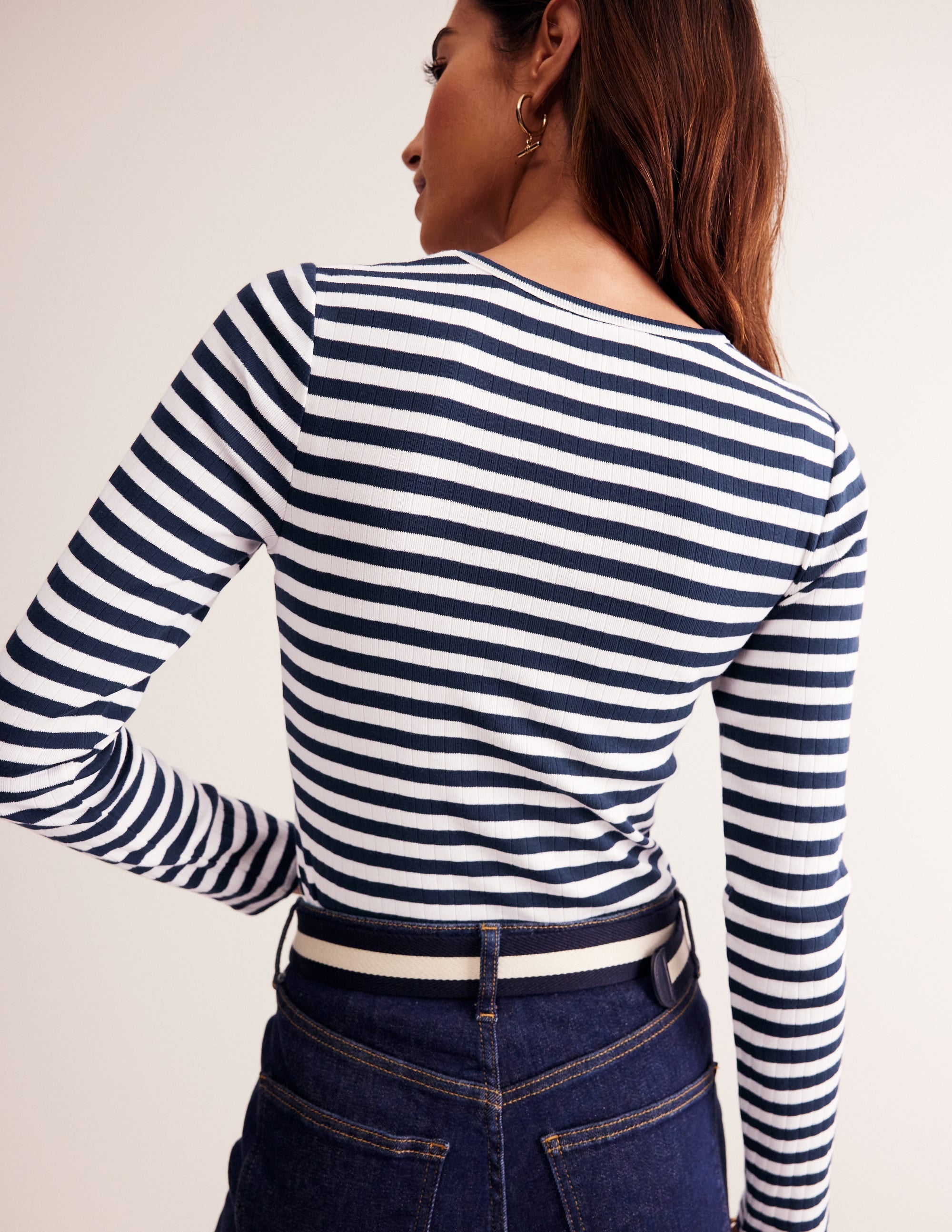 Anna Rib V-Neck T-Shirt-Ivory, Navy Stripe - Image 3