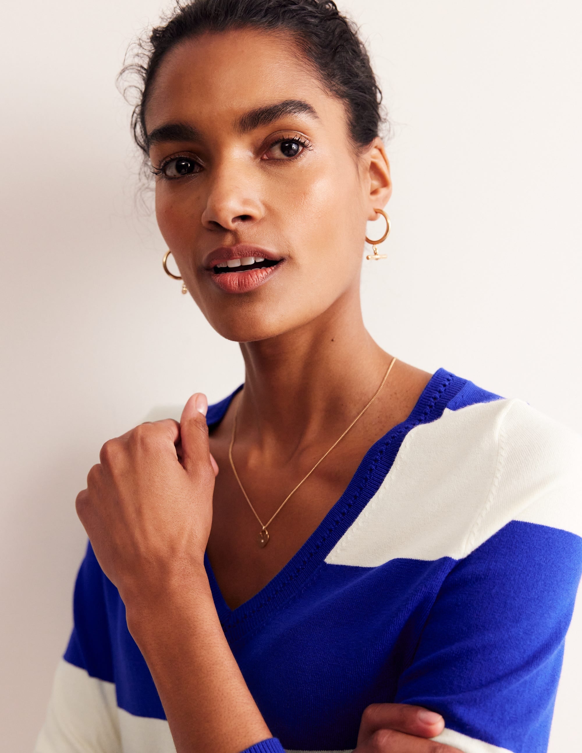 Catriona Cotton V-Neck Jumper-Bright Blue Stripe - Image 2