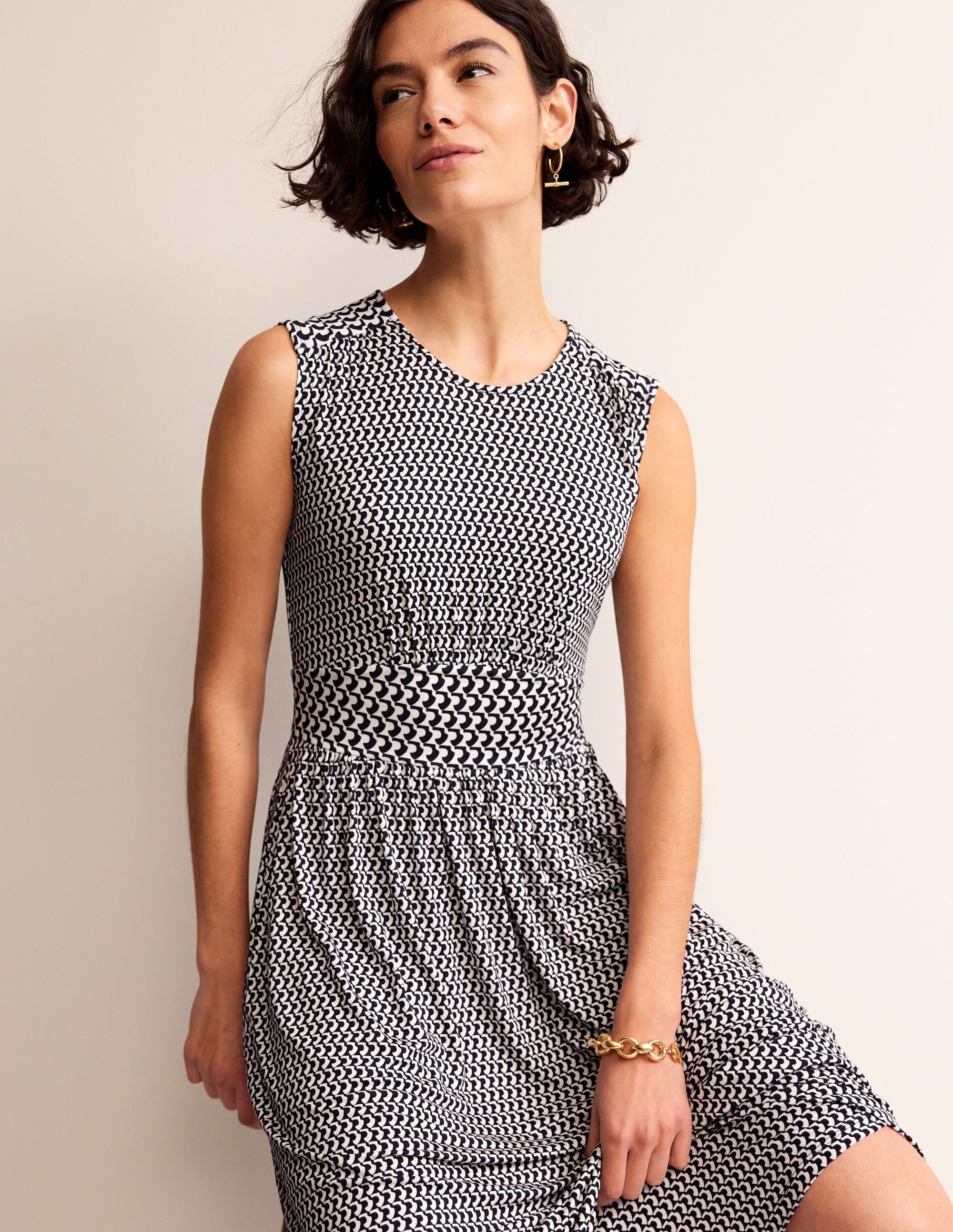 Thea Sleeveless Midi Dress-French Navy, Arc Geo - Image 4